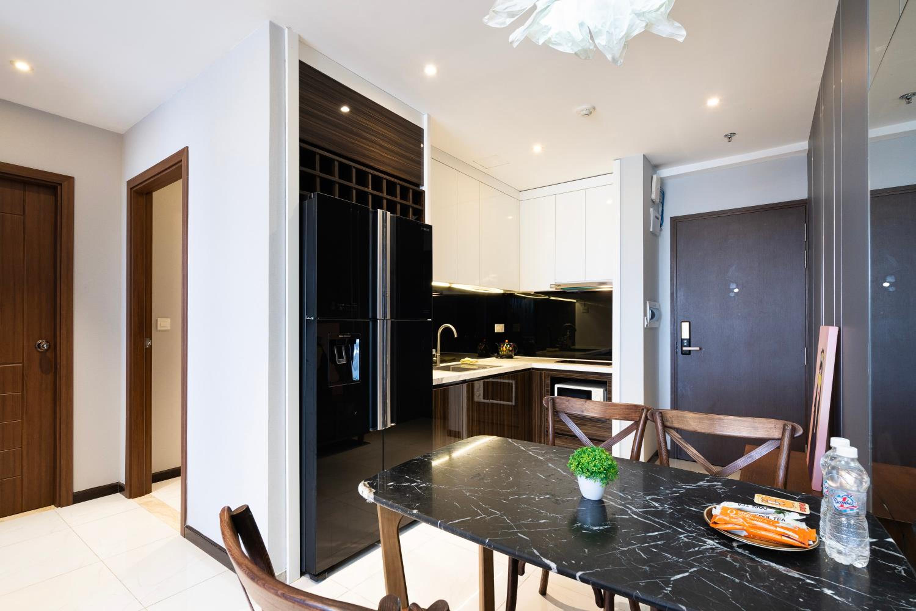 KIRAKUAN CHILL 2BR Pool/Gym