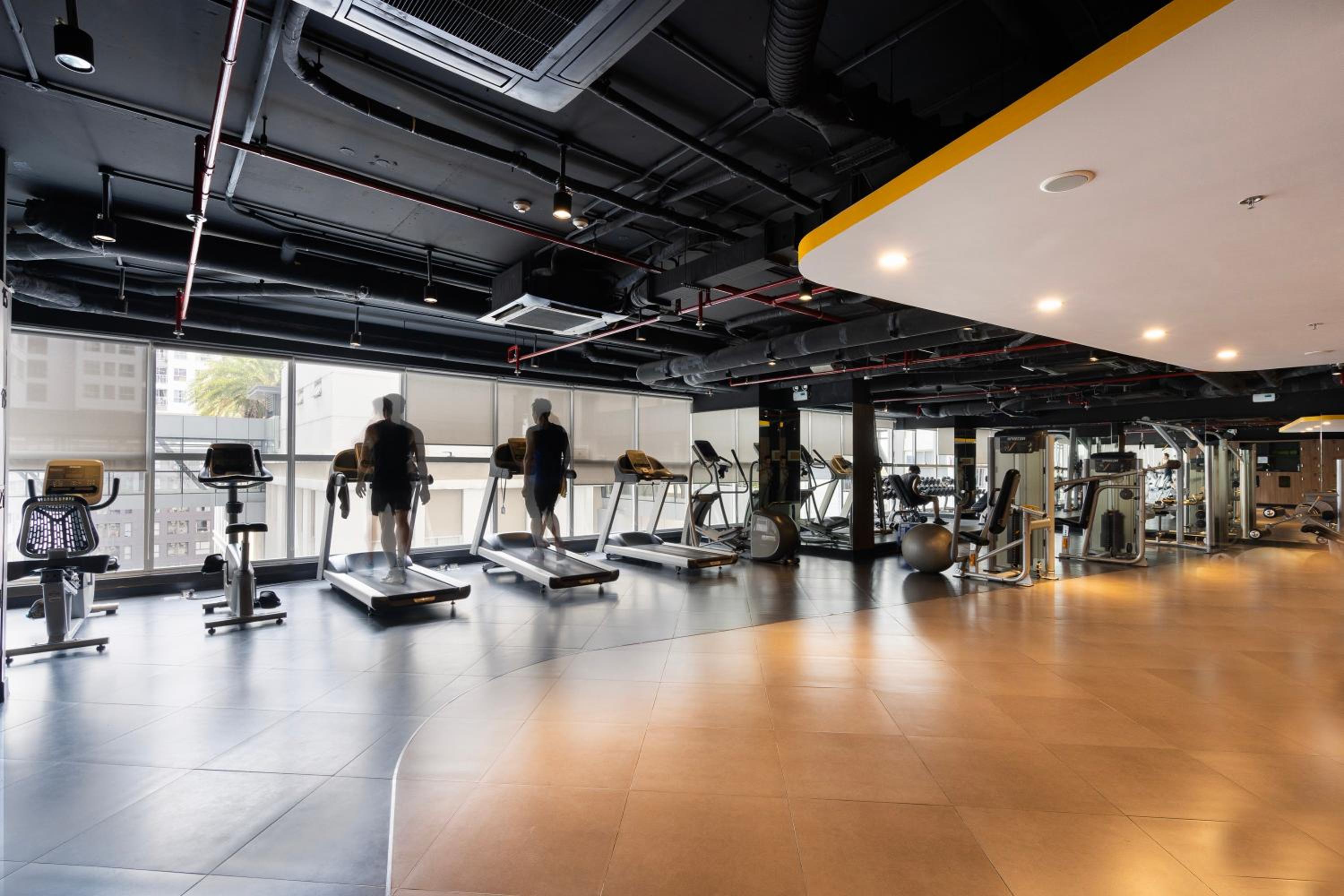 KIRAKUAN CHILL 2BR Pool/Gym