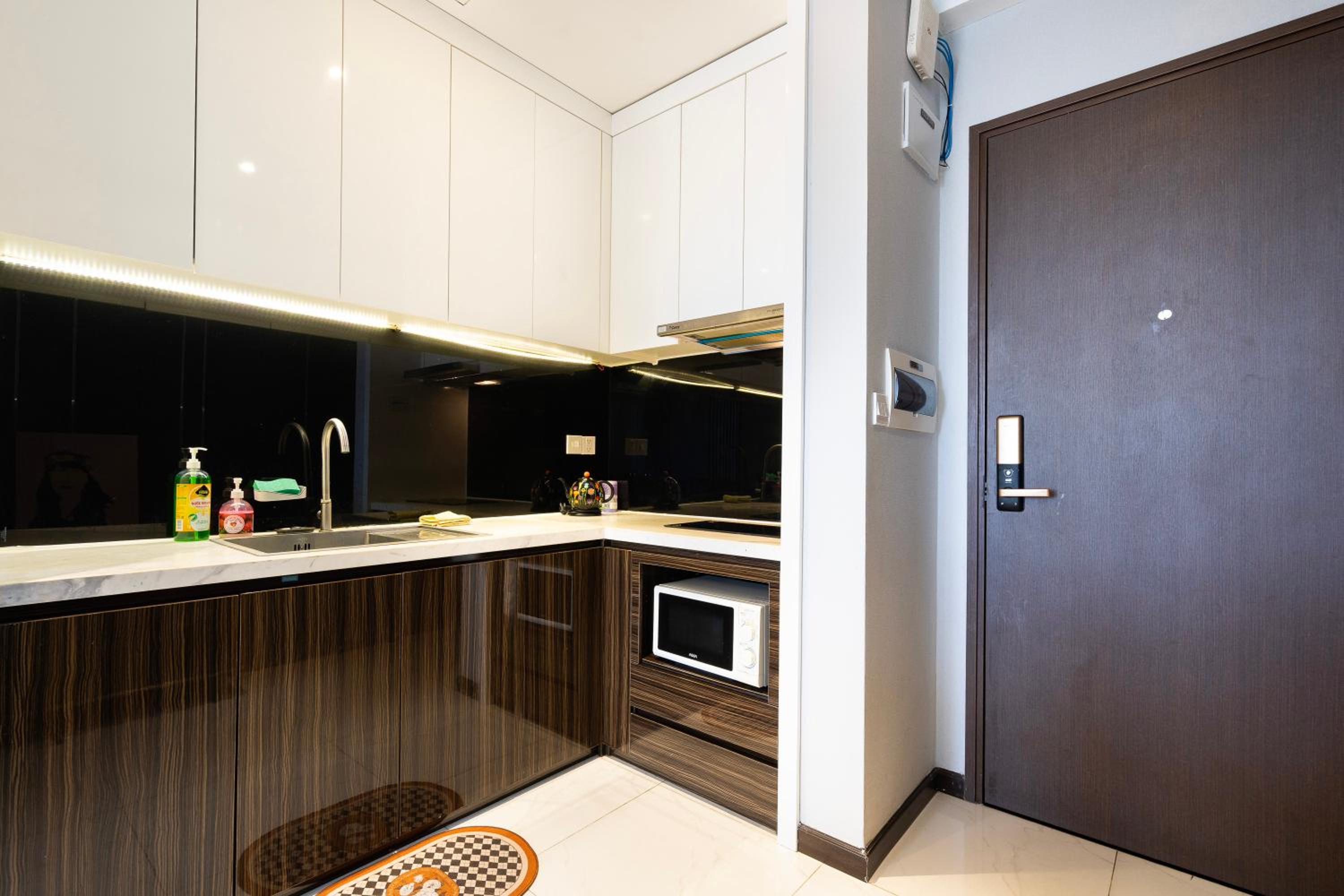 KIRAKUAN CHILL 2BR Pool/Gym