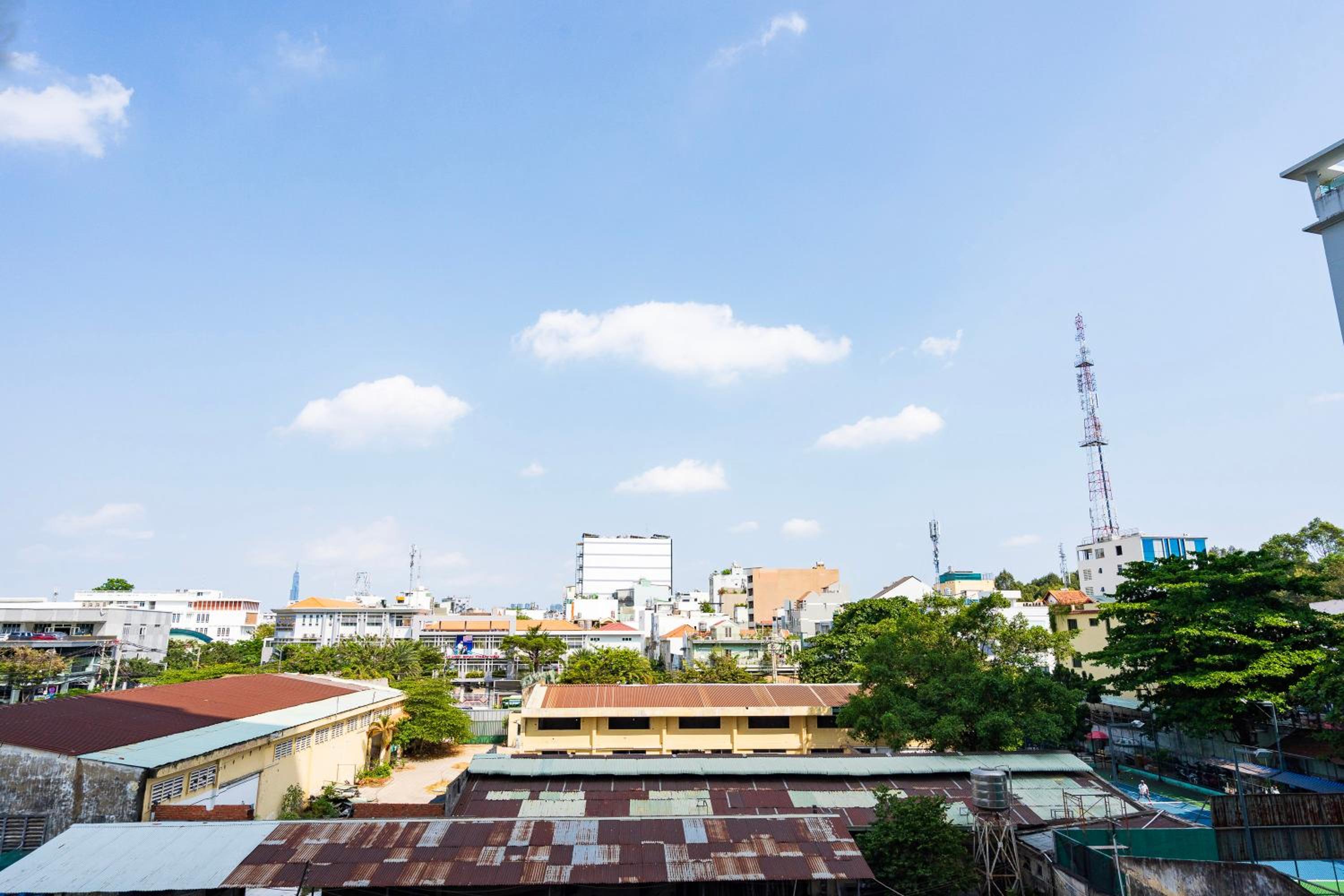 KIRAKUAN CHILL 2BR Pool/Gym