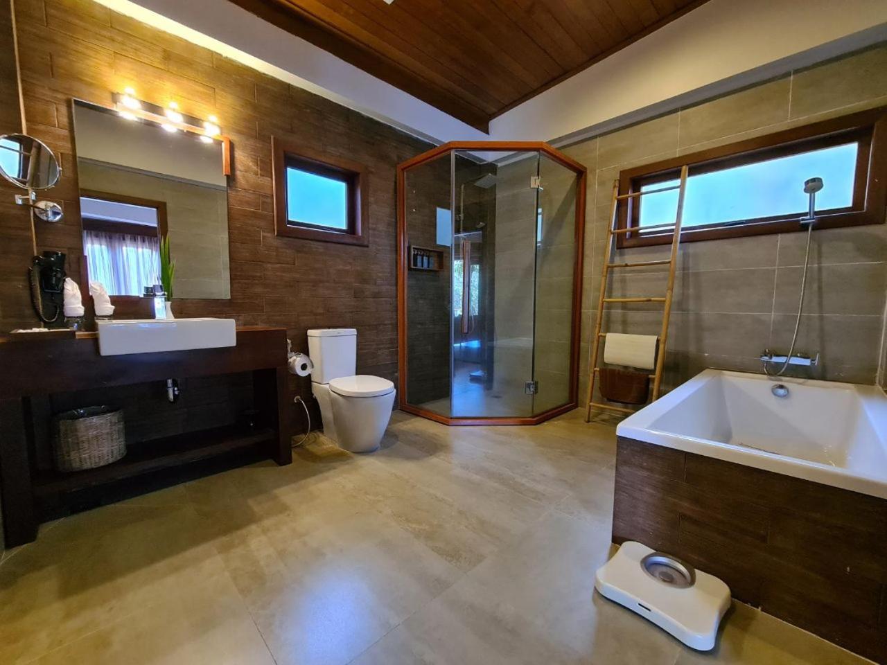 Mayura Hill Resort