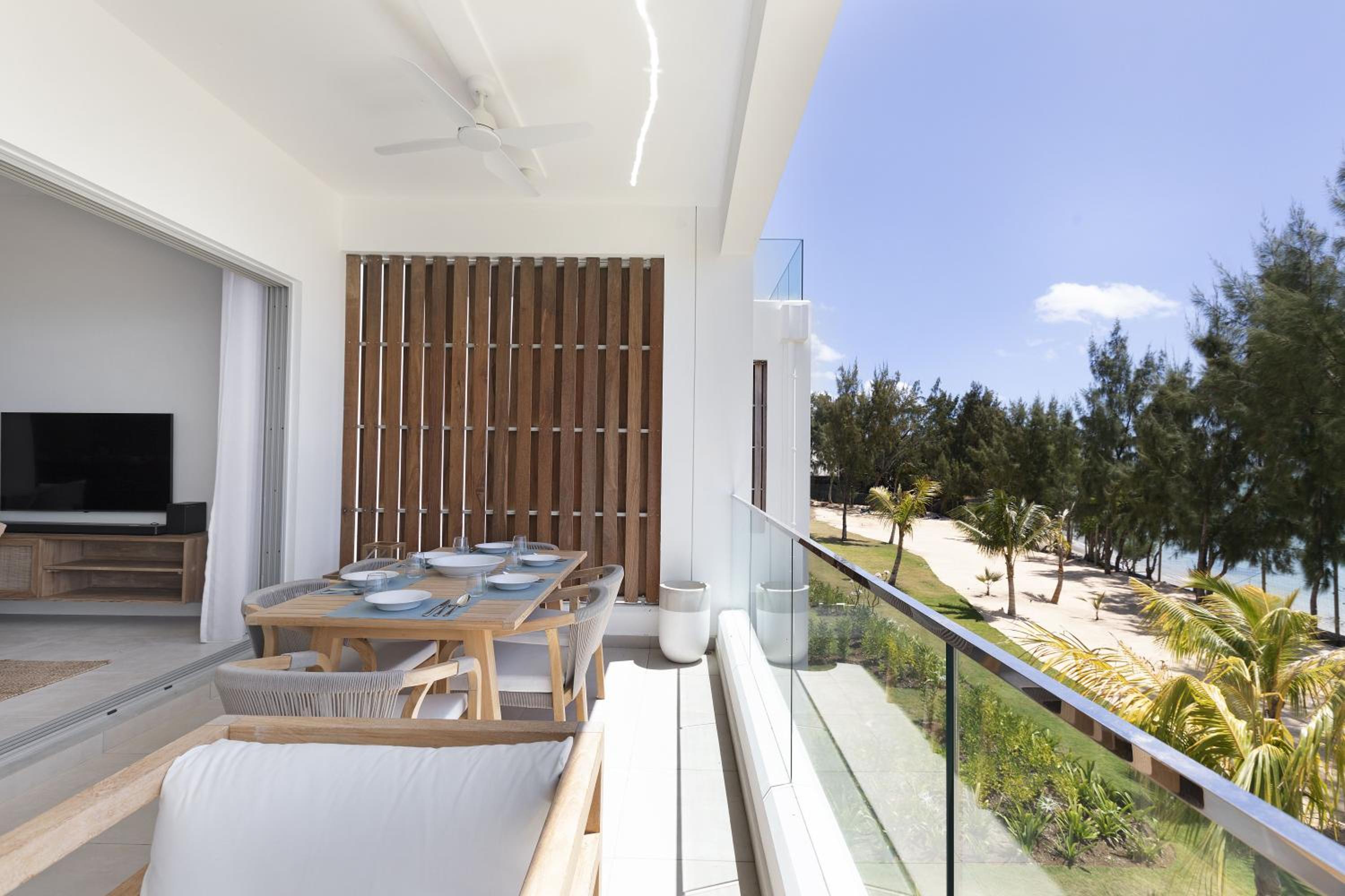 Ocean Grand Gaube by Host Agents photo 2