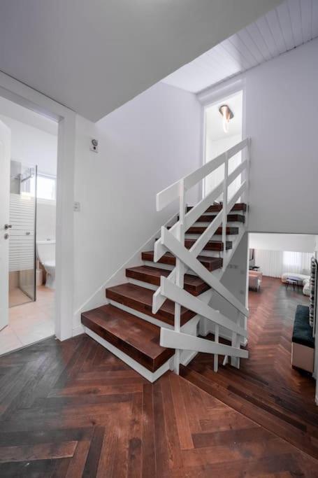 Stylish 4BR Villa - Herzliya Pituah, photo 46