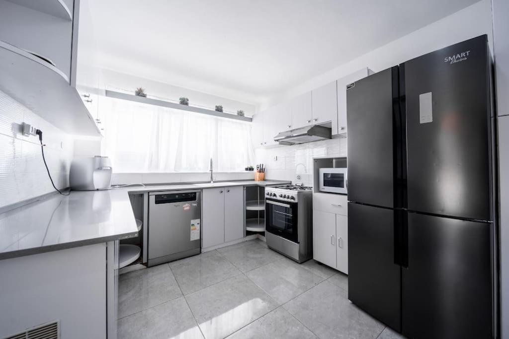 Stylish 4BR Villa - Herzliya Pituah, photo 43