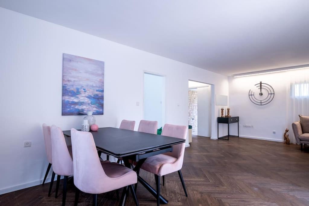 Stylish 4BR Villa - Herzliya Pituah, photo 35