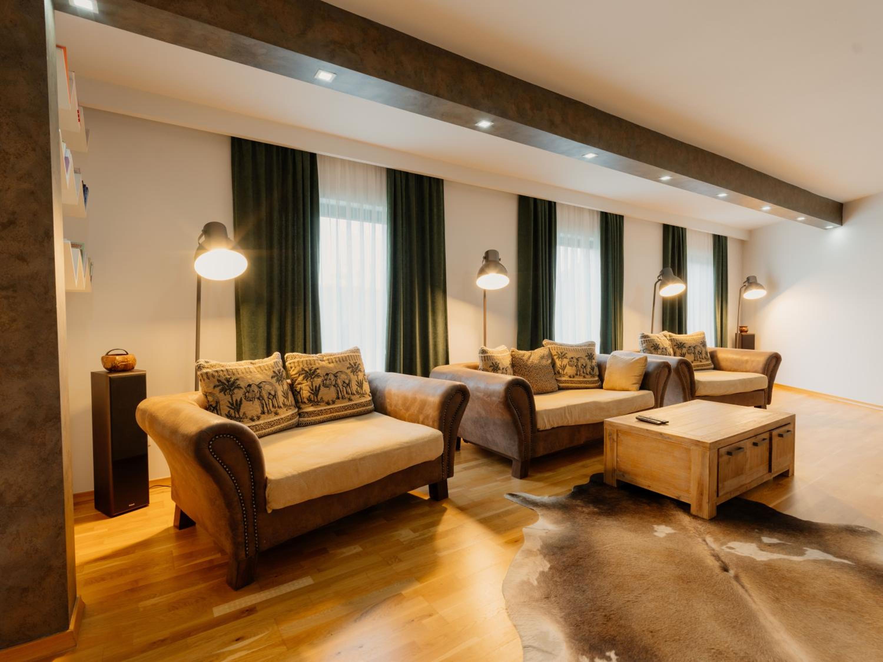 TCM Residence