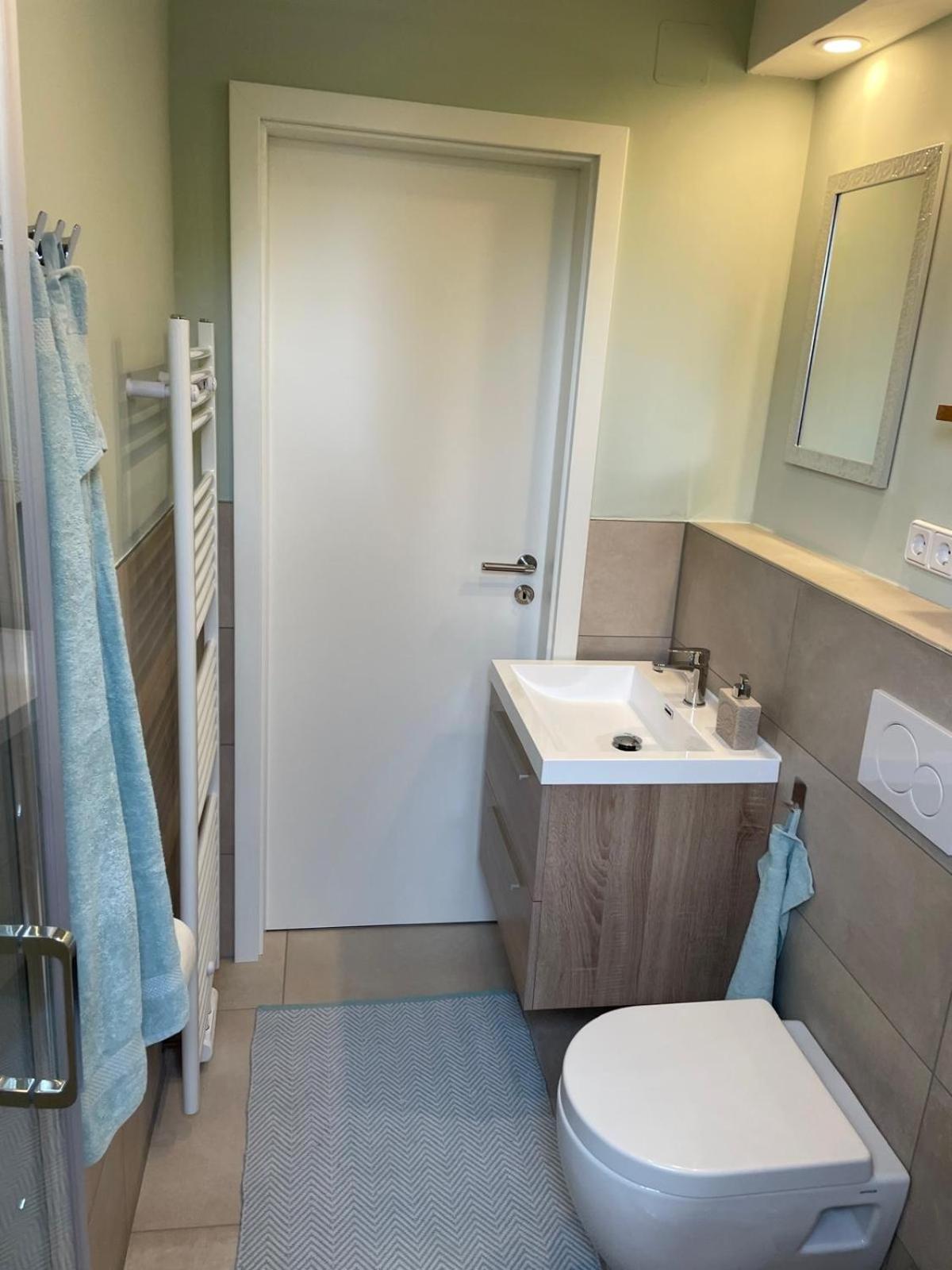 City Wohnung mit Gartenblick und Dachterrasse