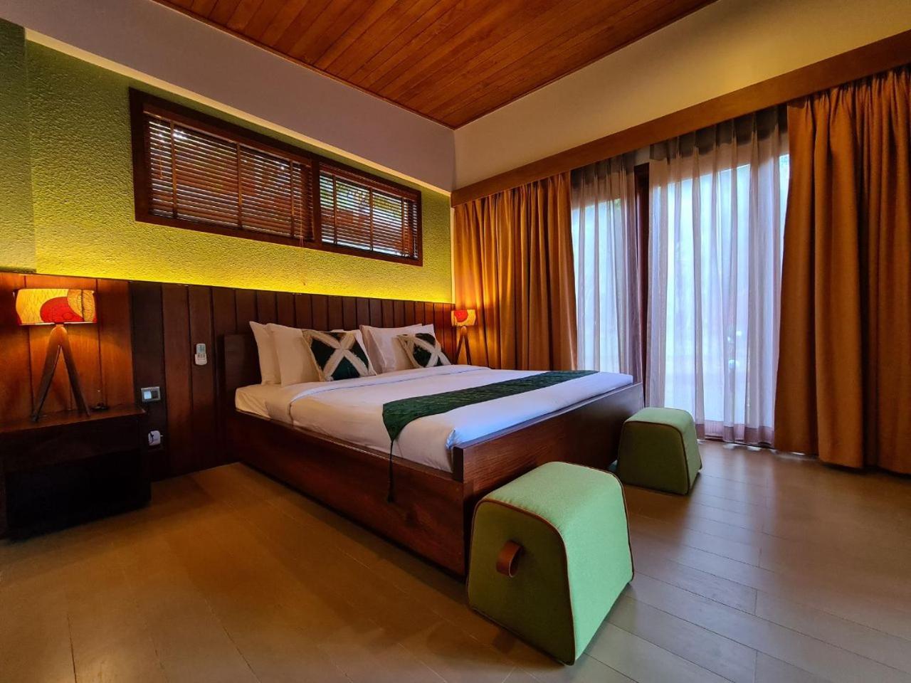Mayura Hill Resort