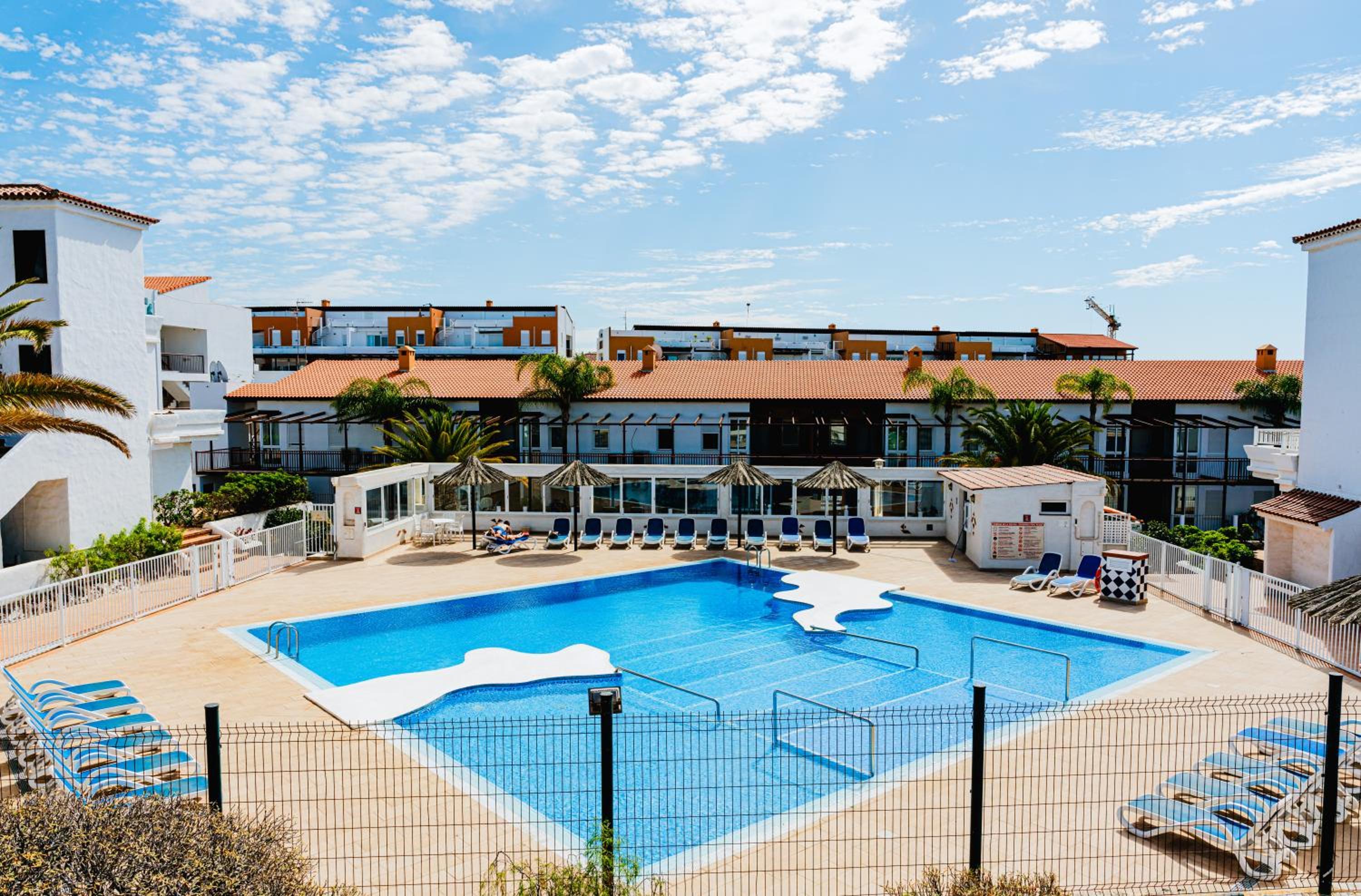 1BDR Sunny Terrace Apartment