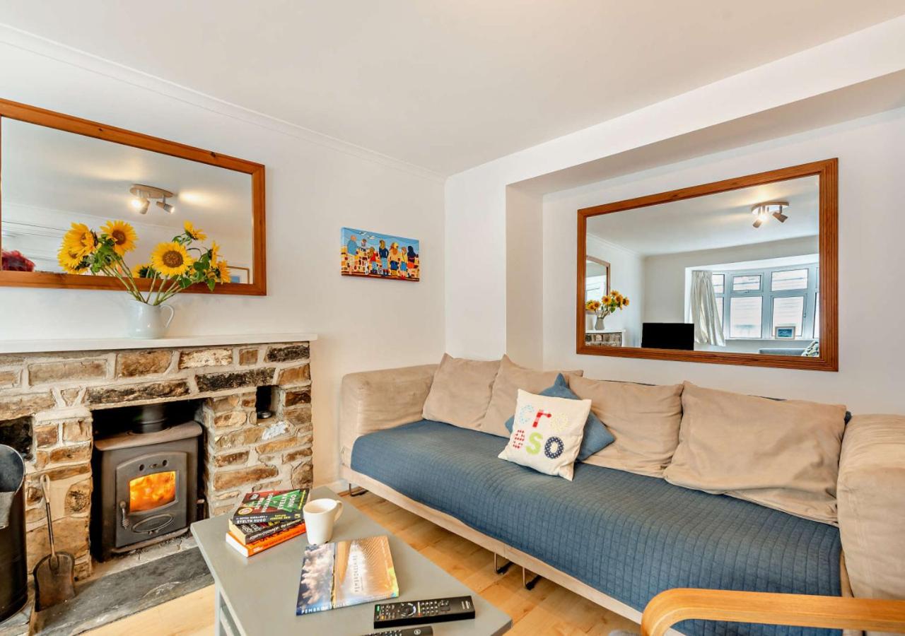 3 Bed in Little Haven oc-h27960