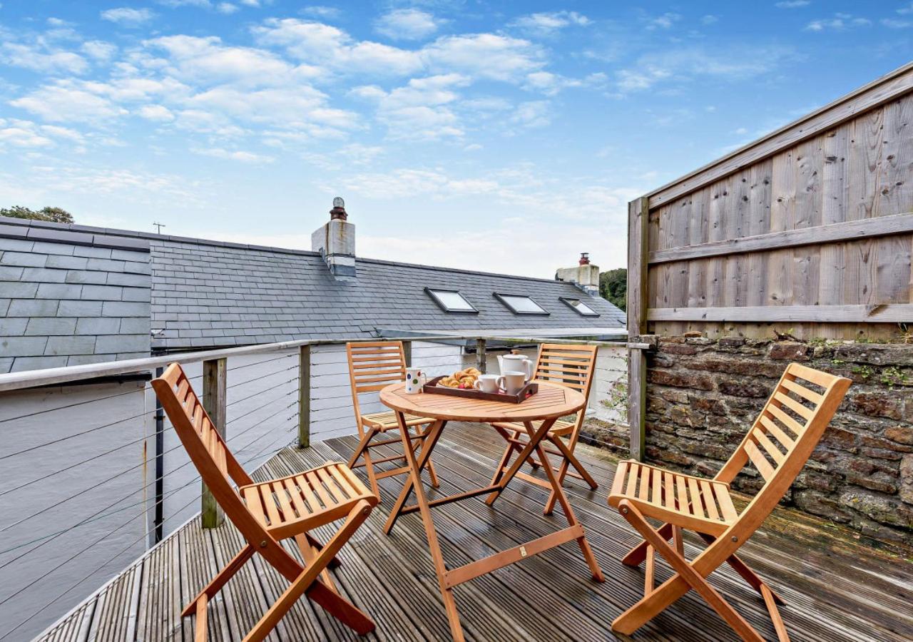 3 Bed in Little Haven oc-h27960