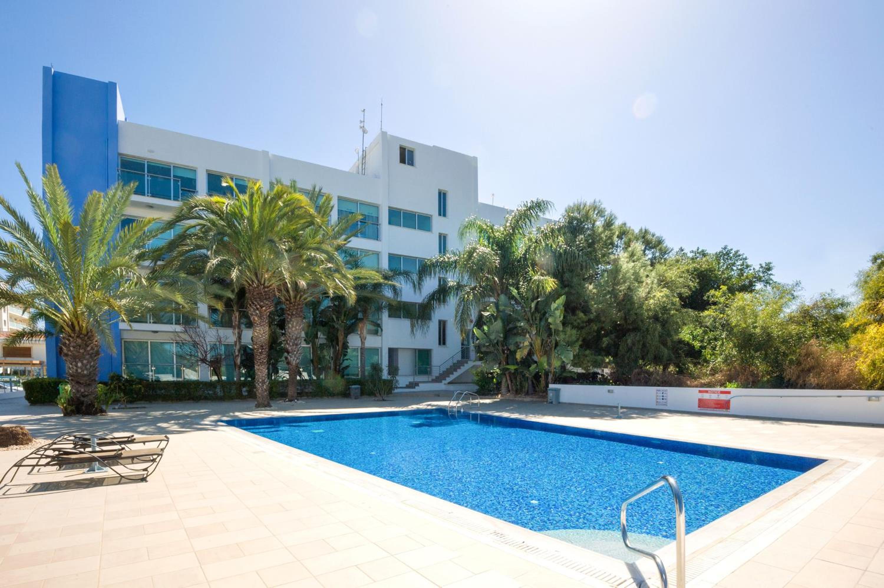 Alessia 2bed Apartment - Coralli Beachfront Resort