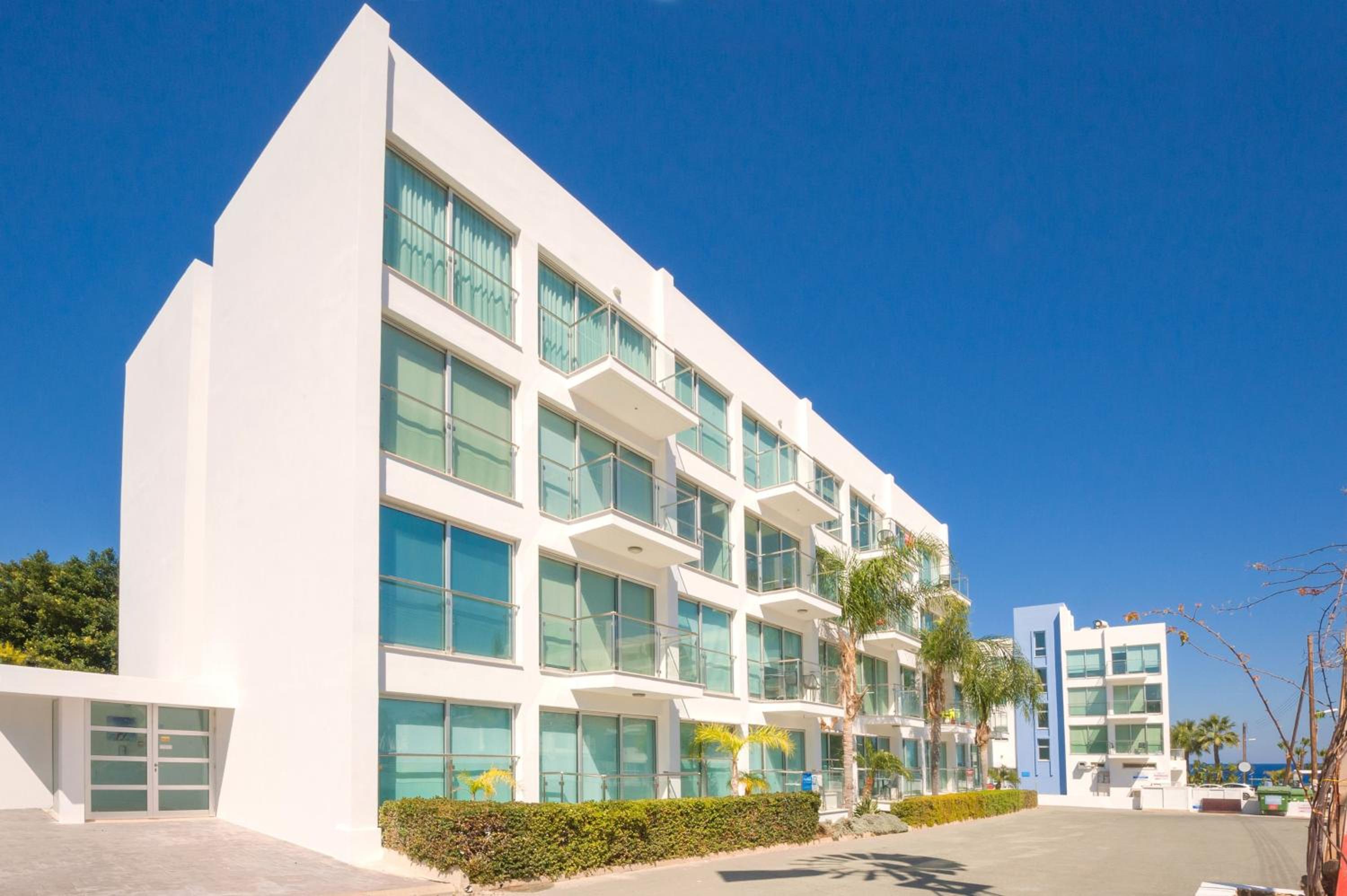 Alessia 2bed Apartment - Coralli Beachfront Resort