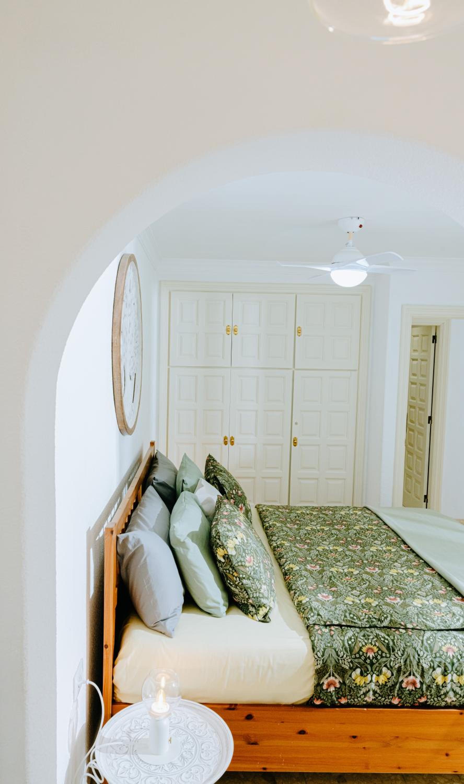 1BDR Sunny Terrace Apartment