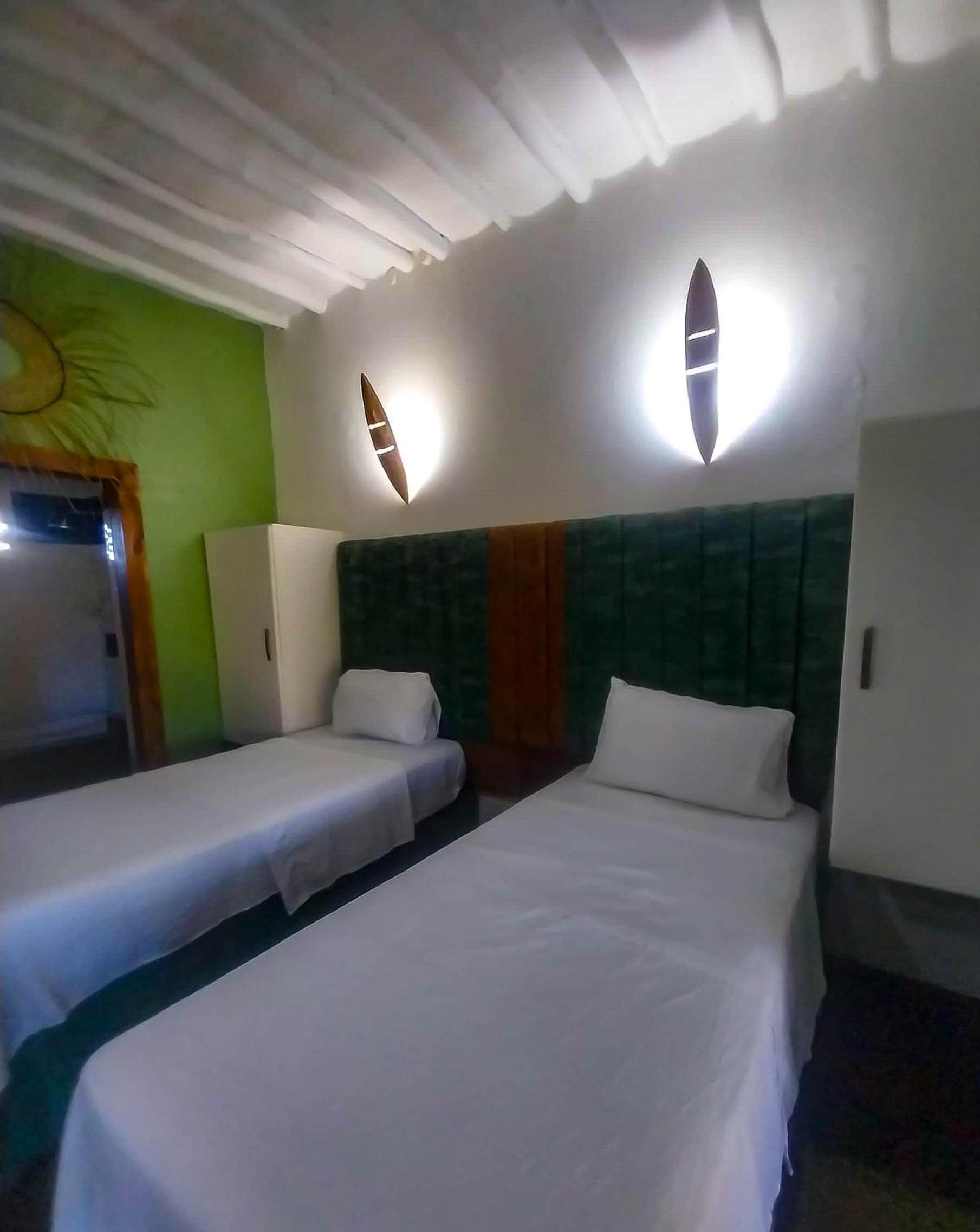 Sagwe Riviera Diani, Kenya
