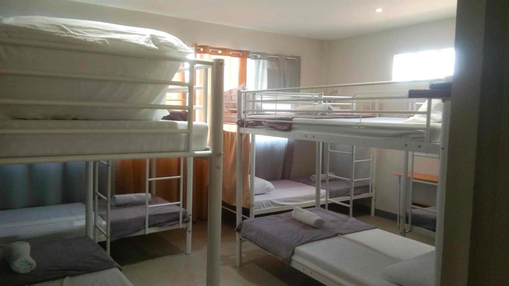 HOST HOMESPACE