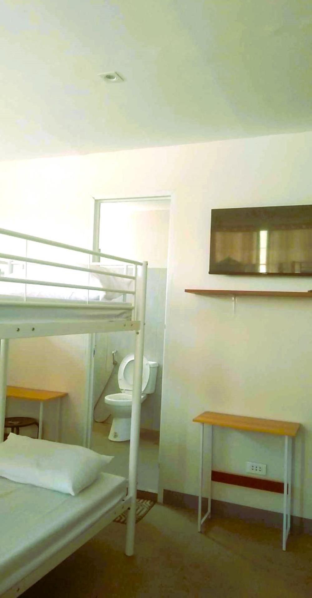HOST HOMESPACE