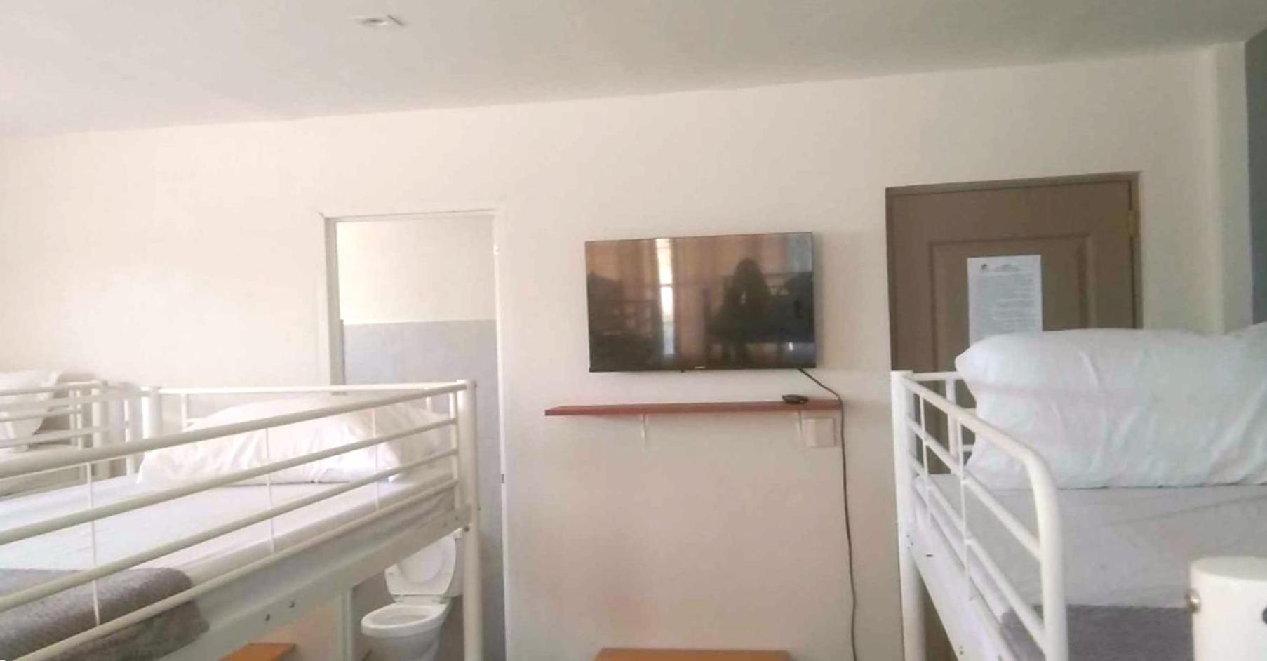 HOST HOMESPACE