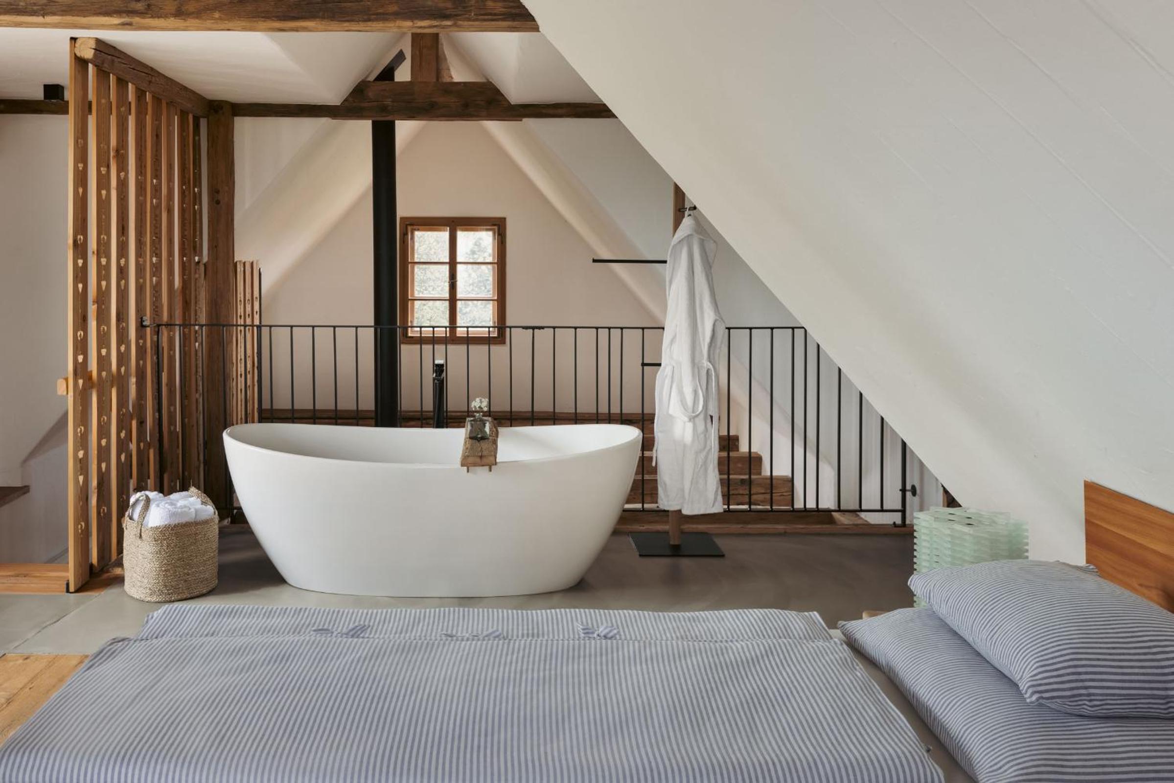 Am Wildbachberg - Luxus Ferienhäuser mit Infinitypool, Privatsauna und Weinkeller
