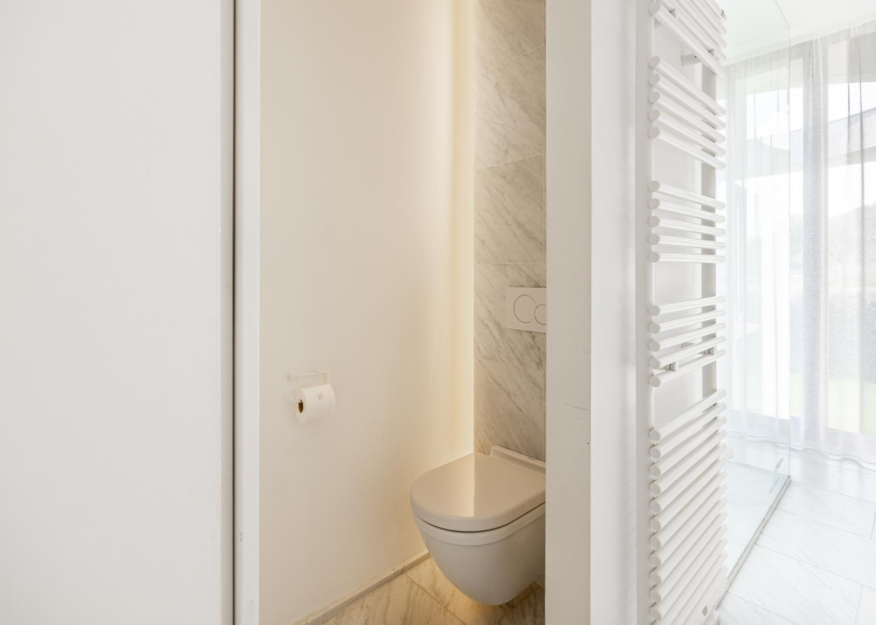 Villa Picasso - Lux Living