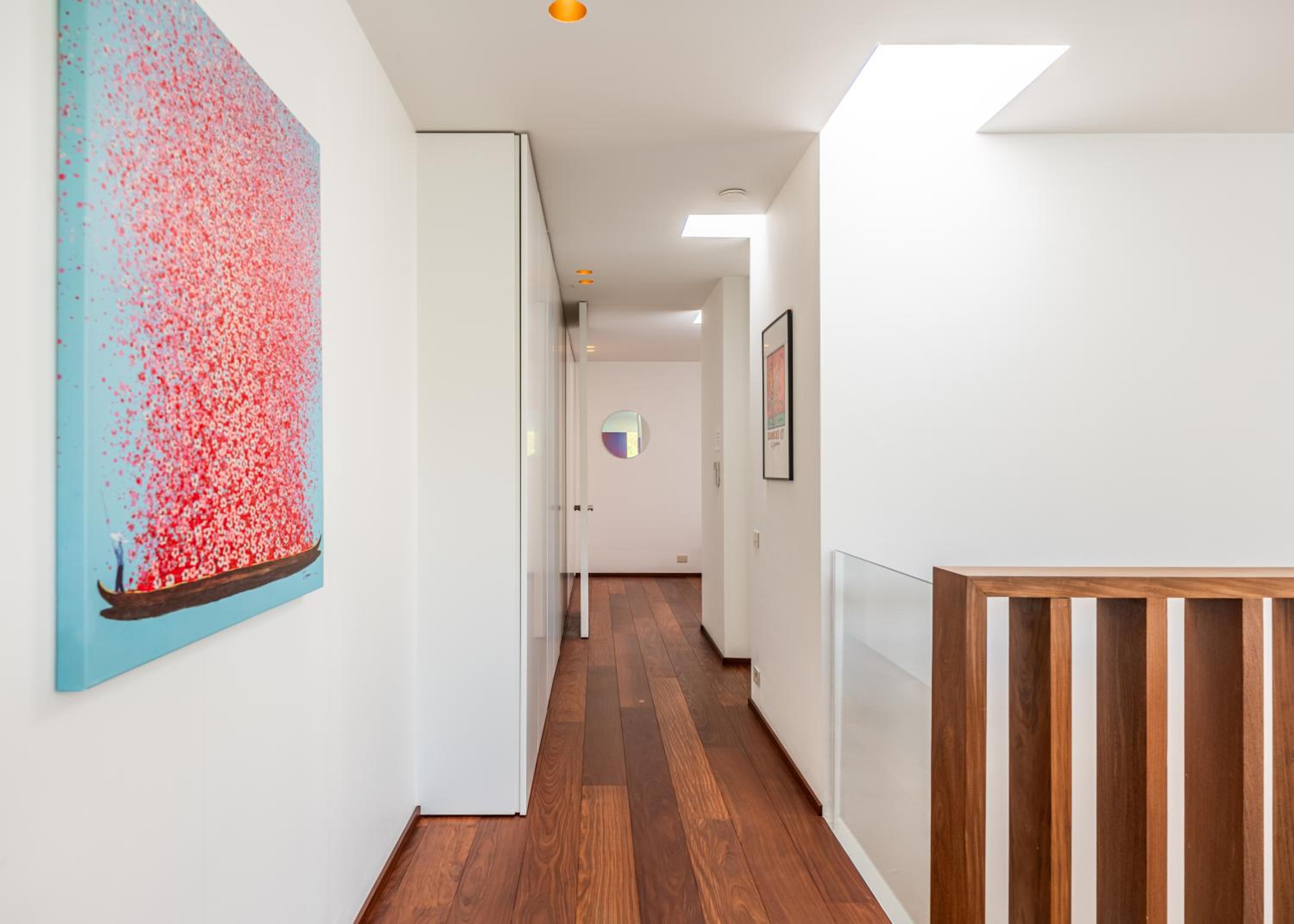Villa Picasso - Lux Living