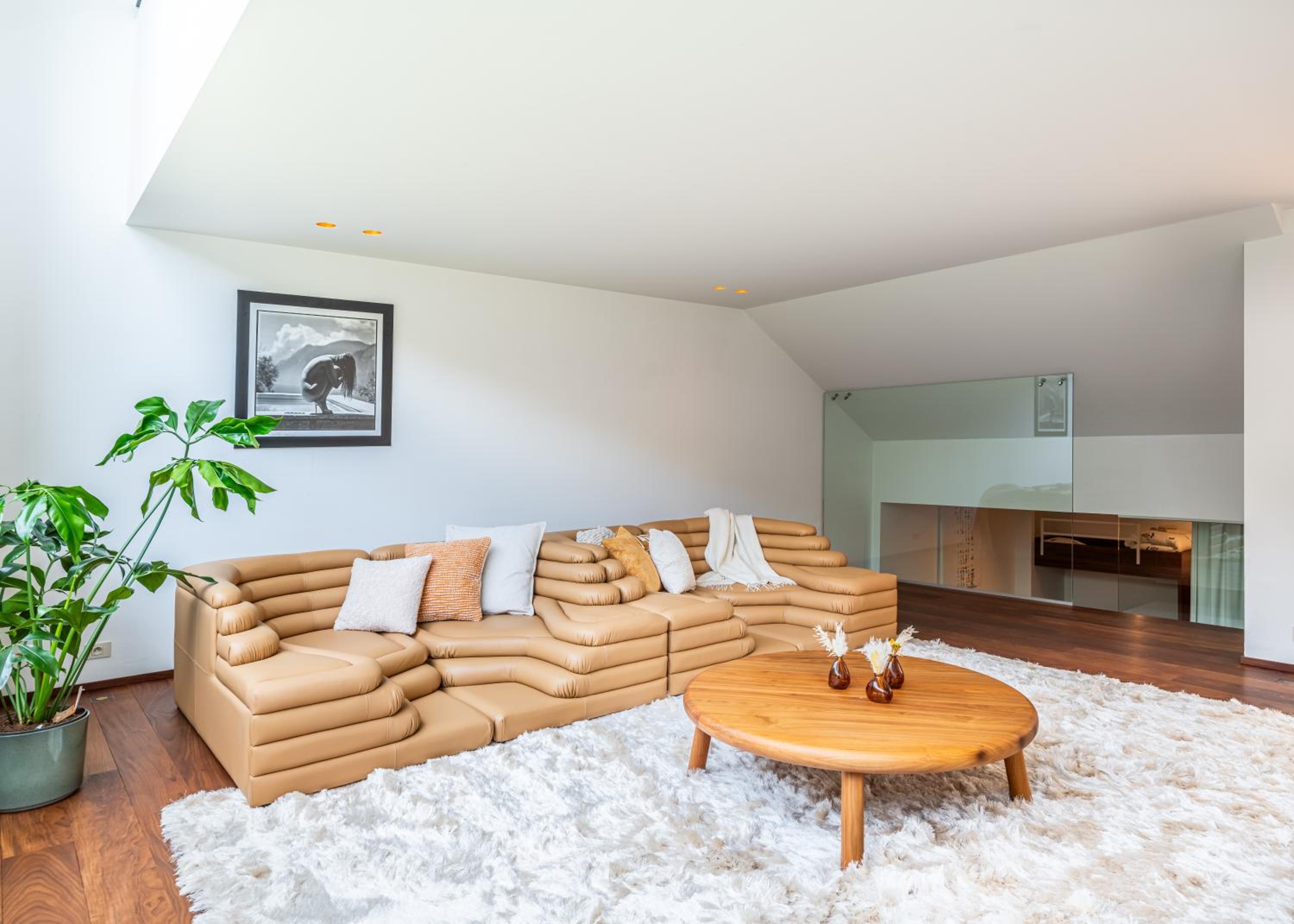 Villa Picasso - Lux Living
