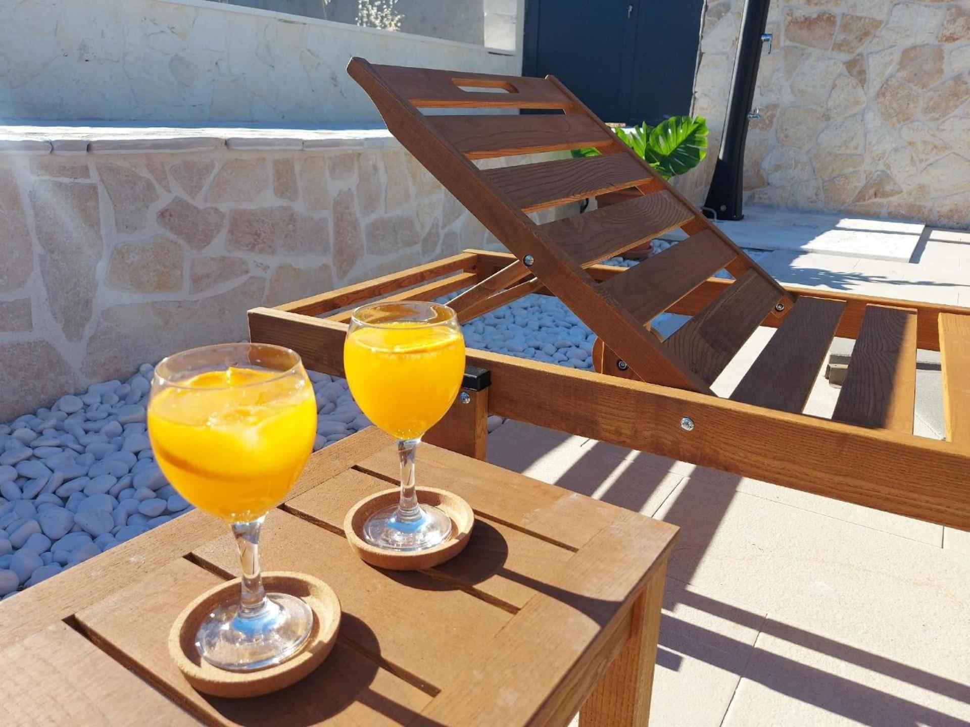 Ferienhaus mit Privatpool für 8 Personen ca 90 qm in Pozorac, Dalmatien Kaštela und Umgebung view 4