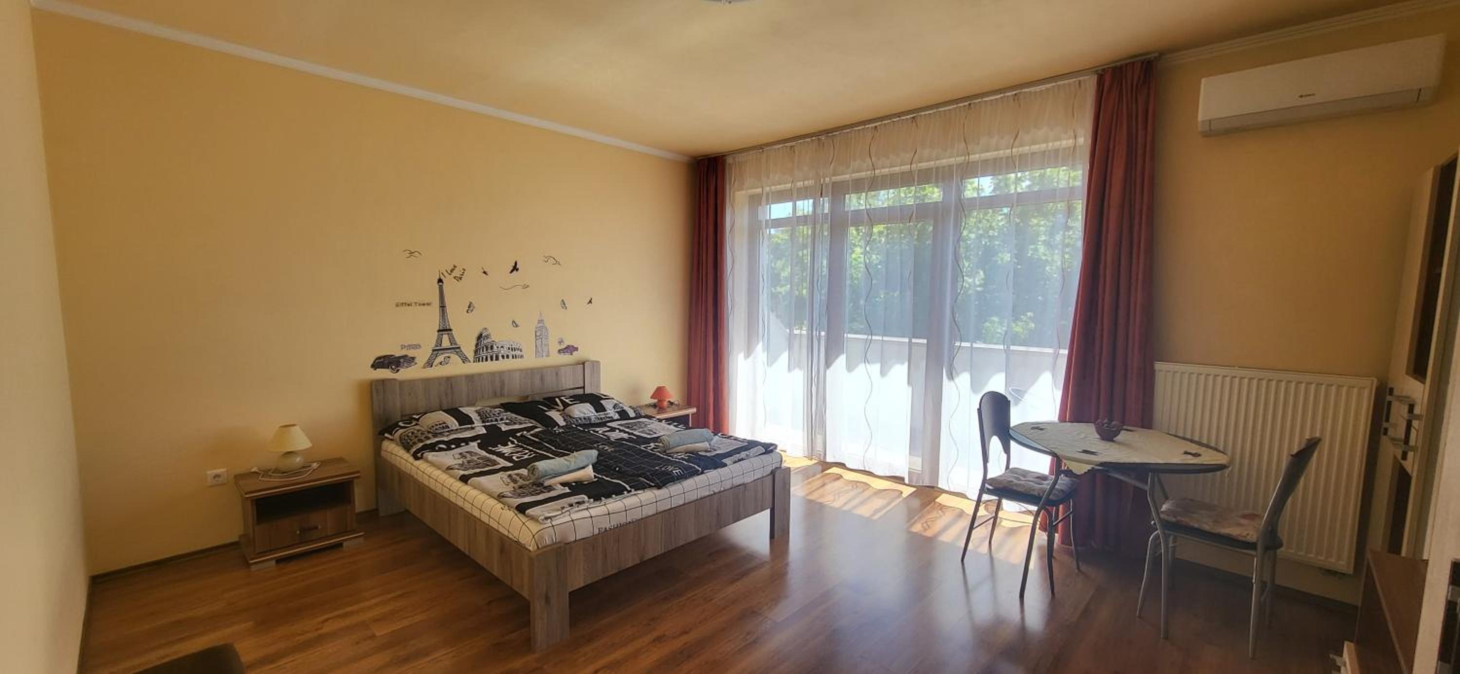 Bástya Apartmanház view 2