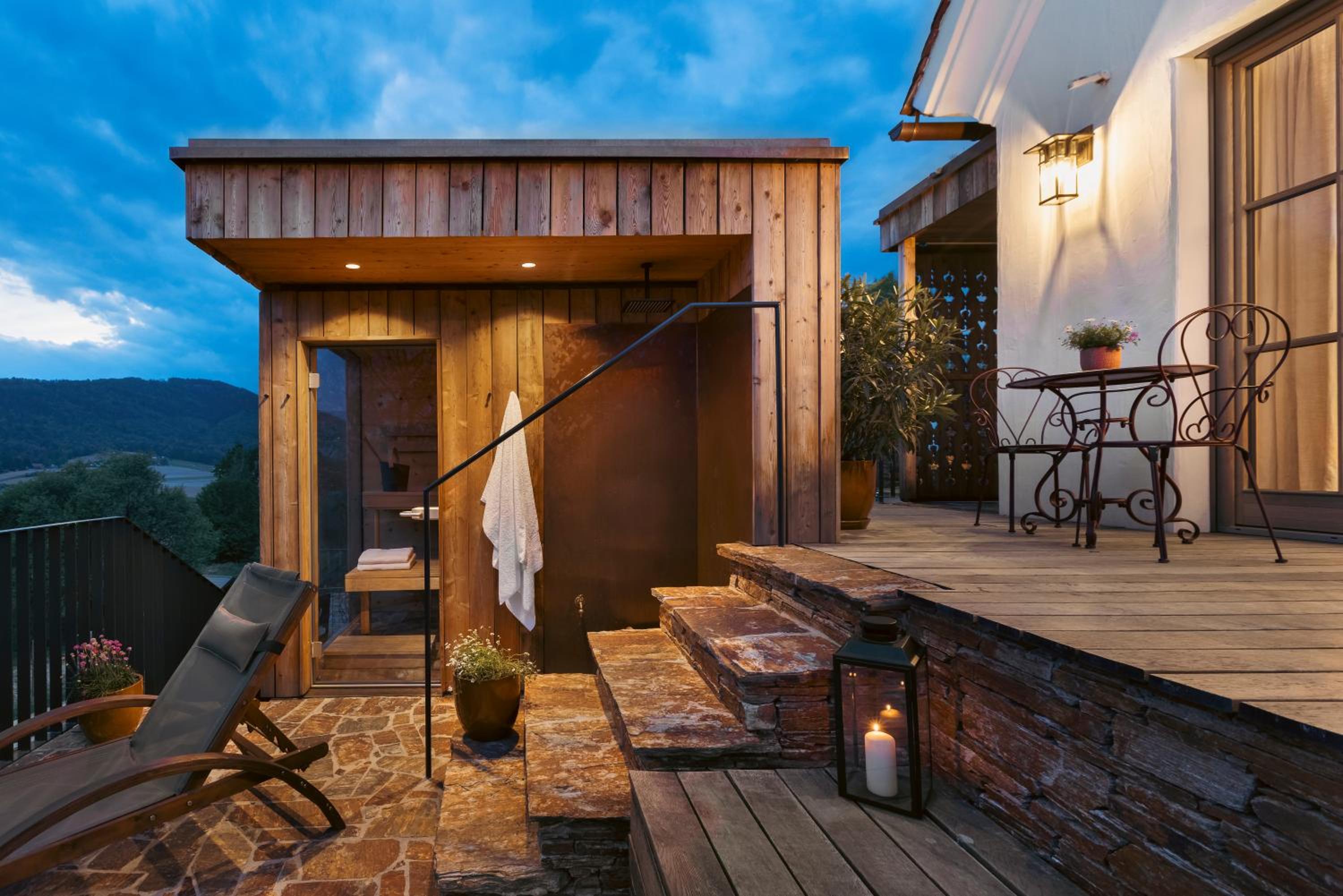 Am Wildbachberg - Luxus Ferienhäuser mit Infinitypool, Privatsauna und Weinkeller