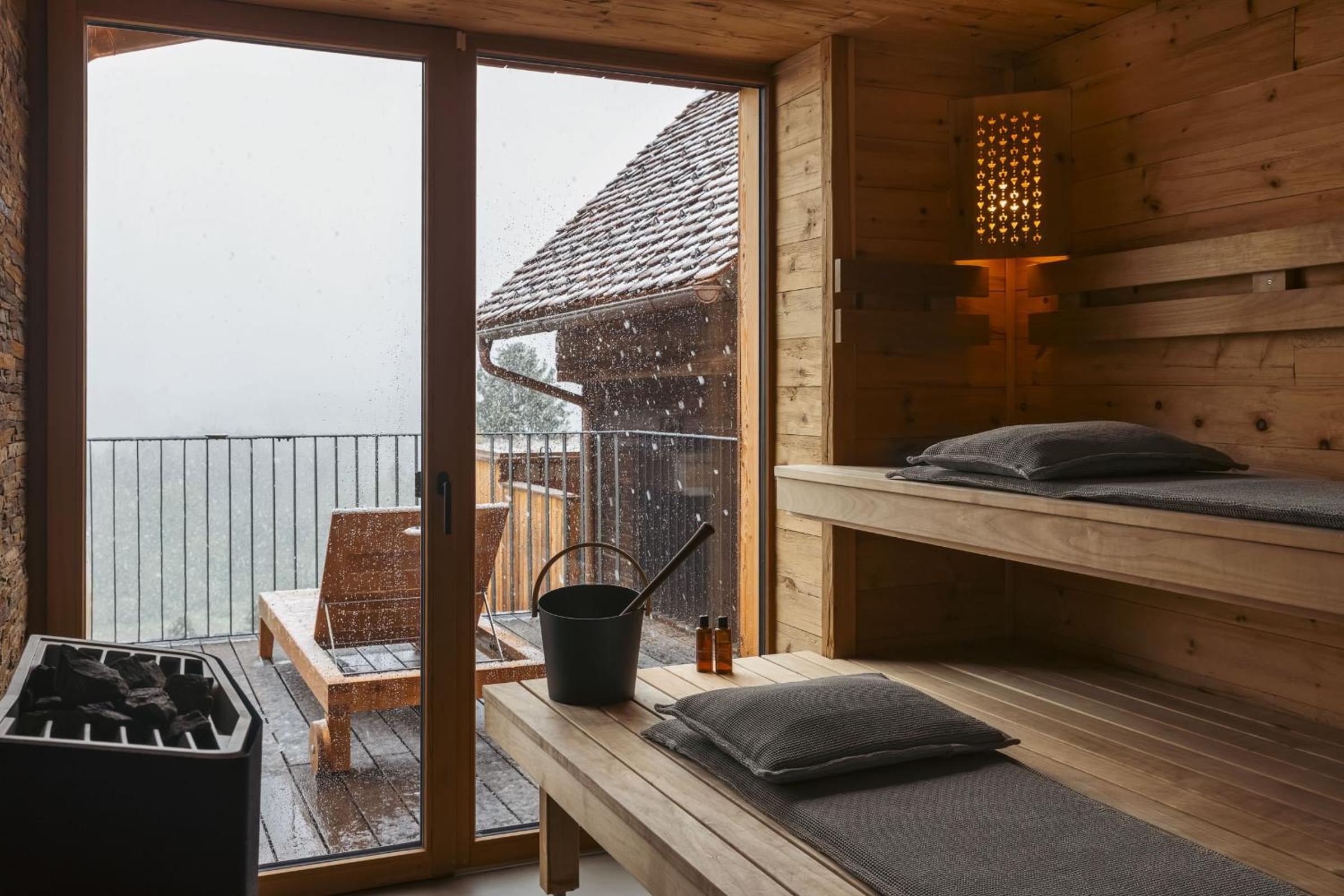 Am Wildbachberg - Luxus Ferienhäuser mit Infinitypool, Privatsauna und Weinkeller