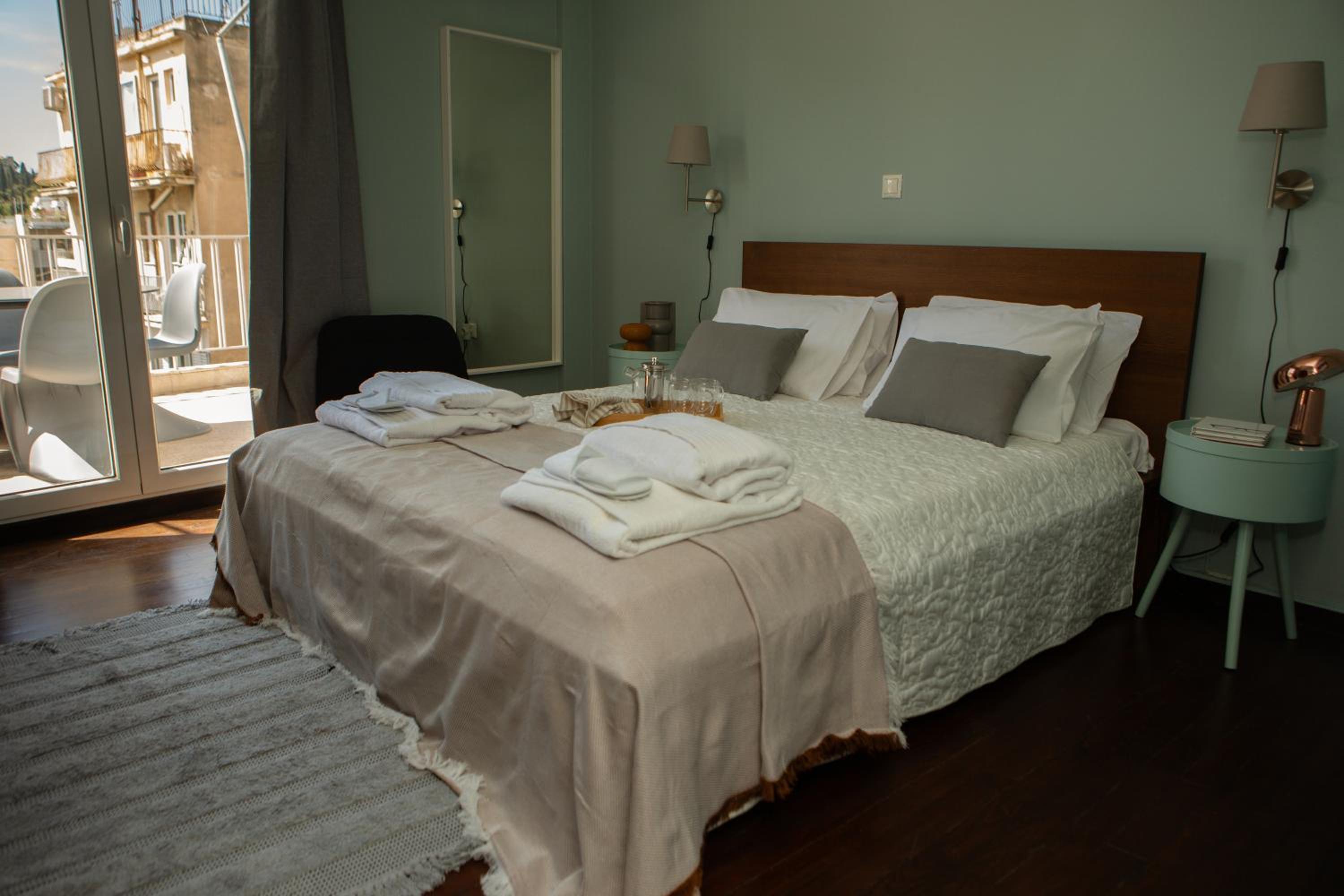 Parthenon View Apartment