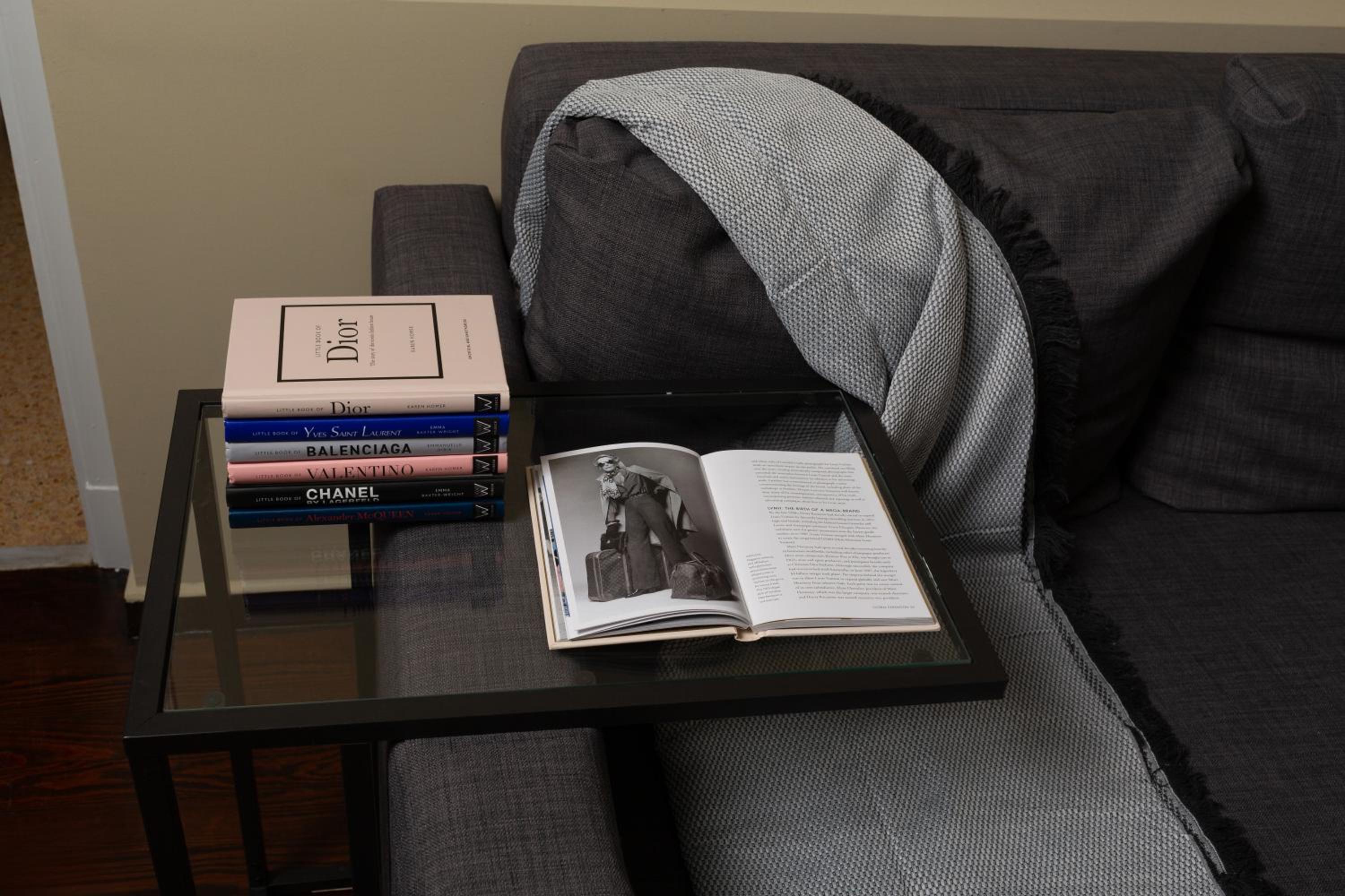 Parthenon View Apartment