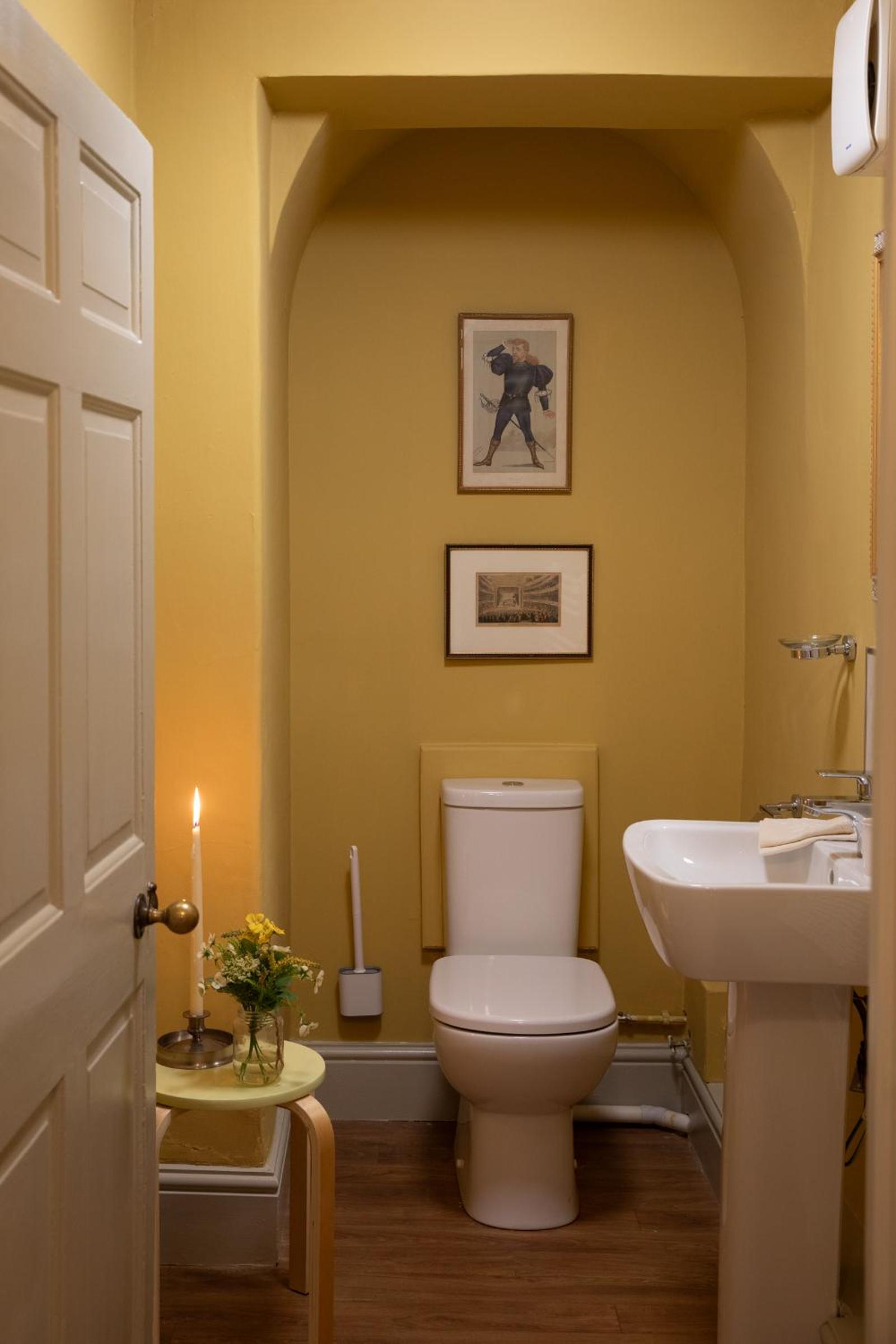 Lightfoot Cottage