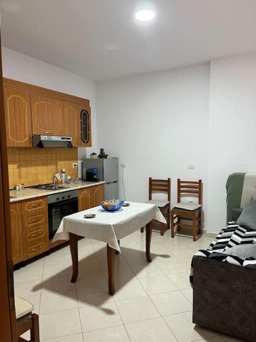 Valona Sunny Apartment - Lungomare Vlore