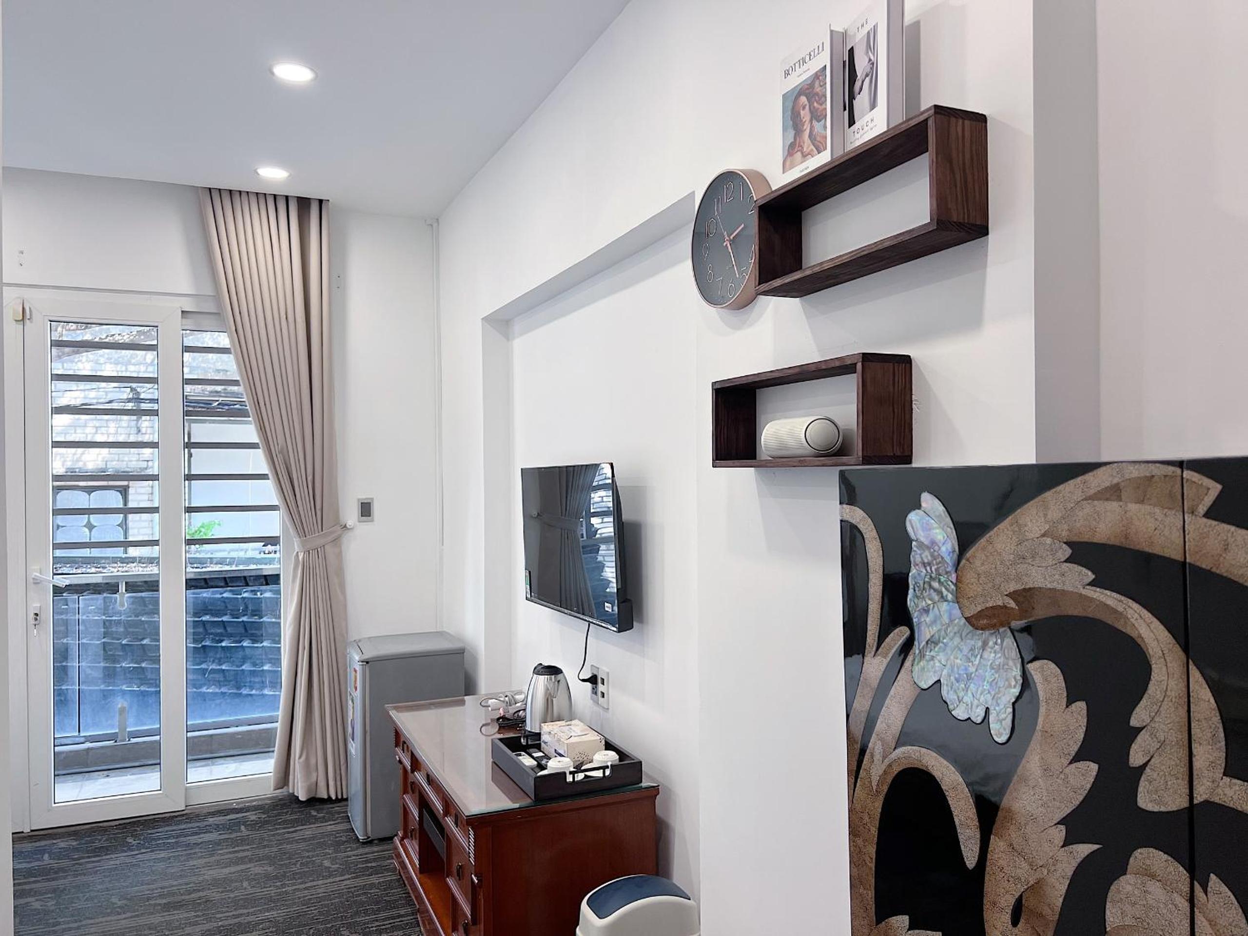 Saigon Mansion