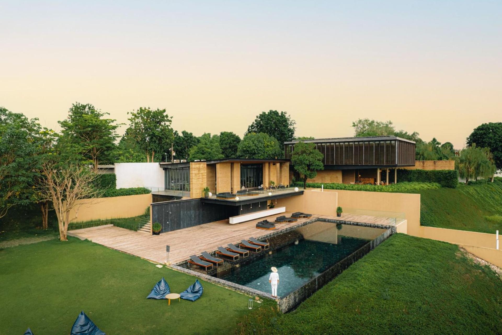 Tara Villa