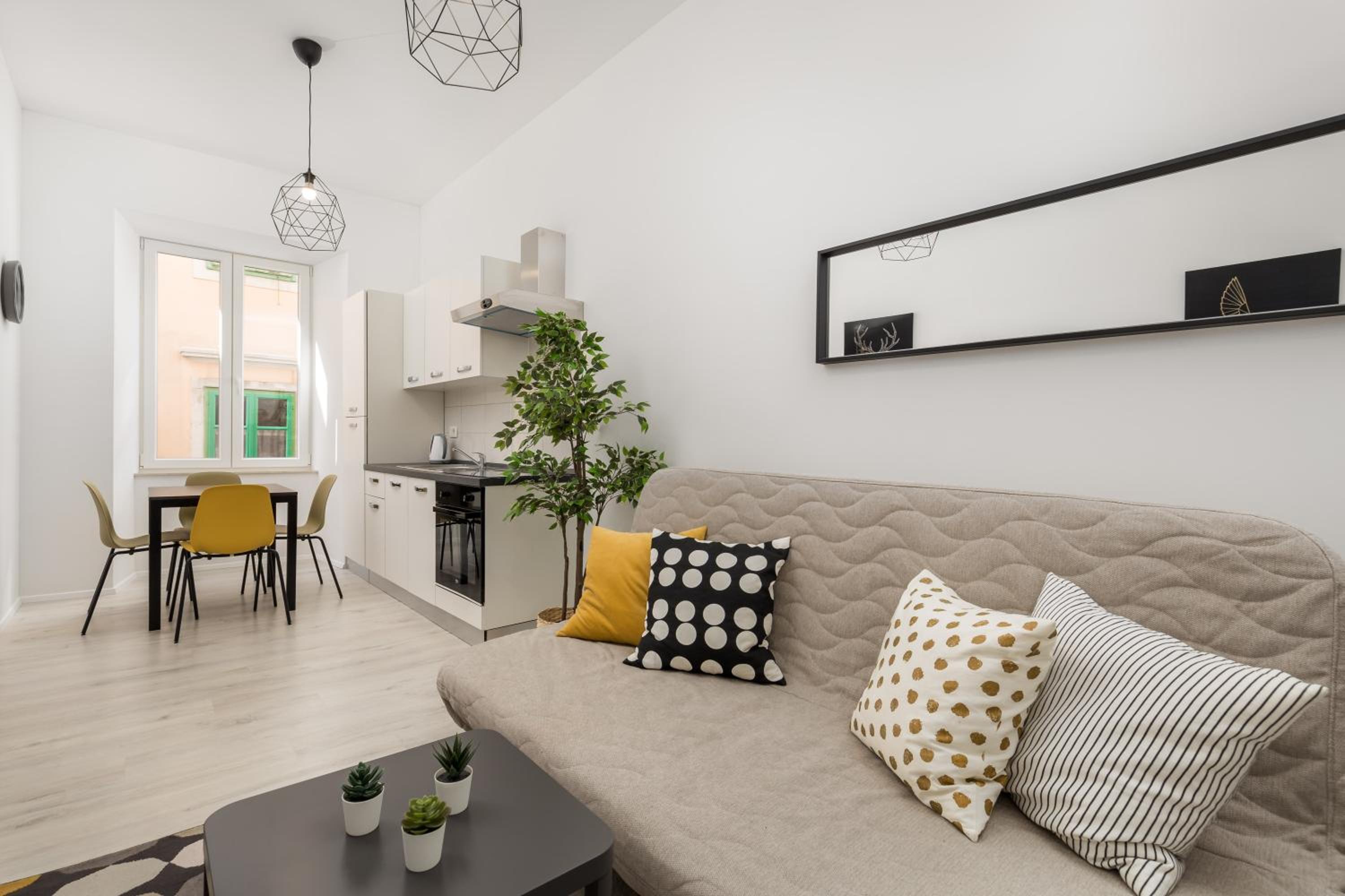 Molo Longo - Downtown Apartments