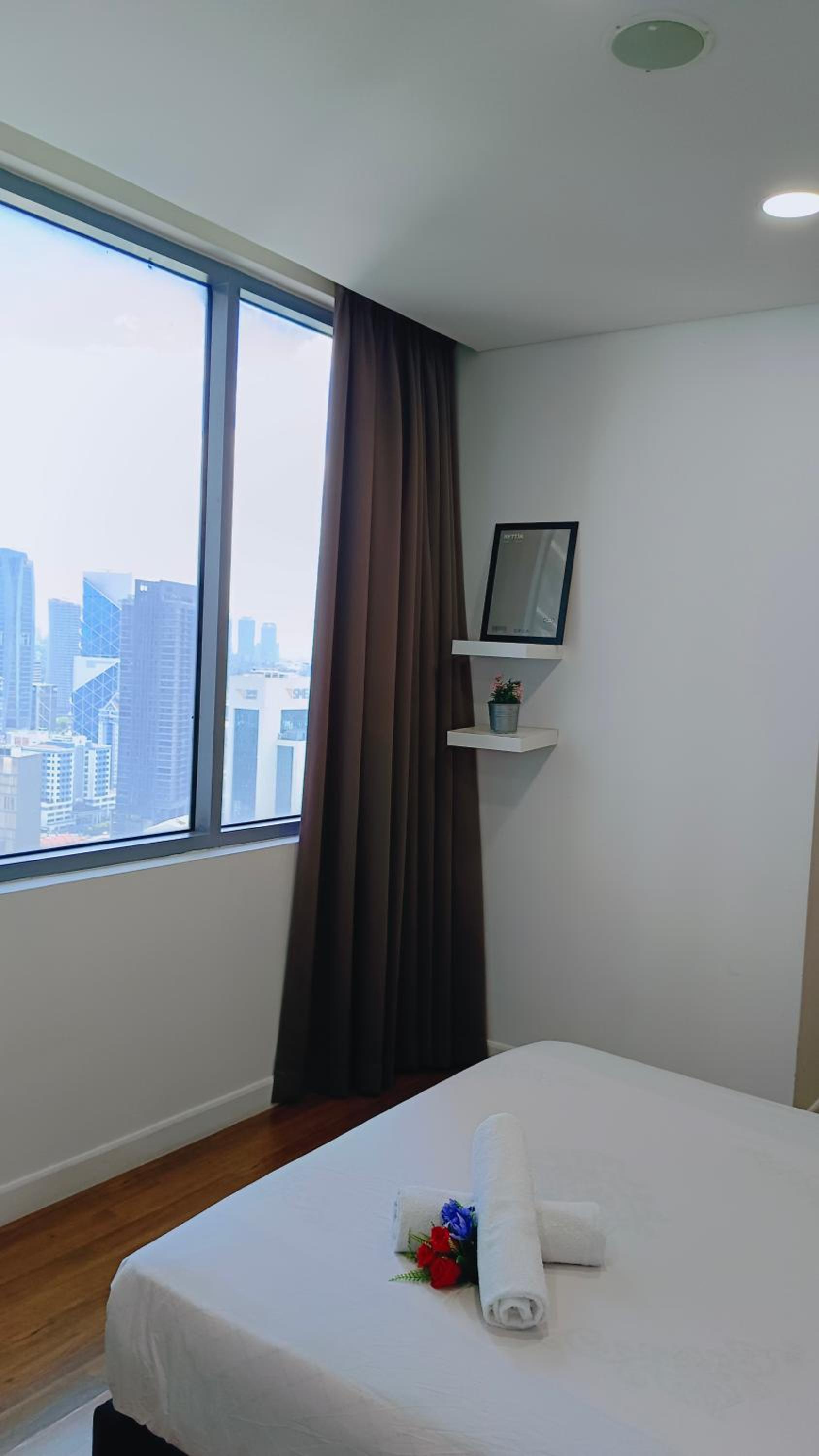 Summer Suites by KL Tower