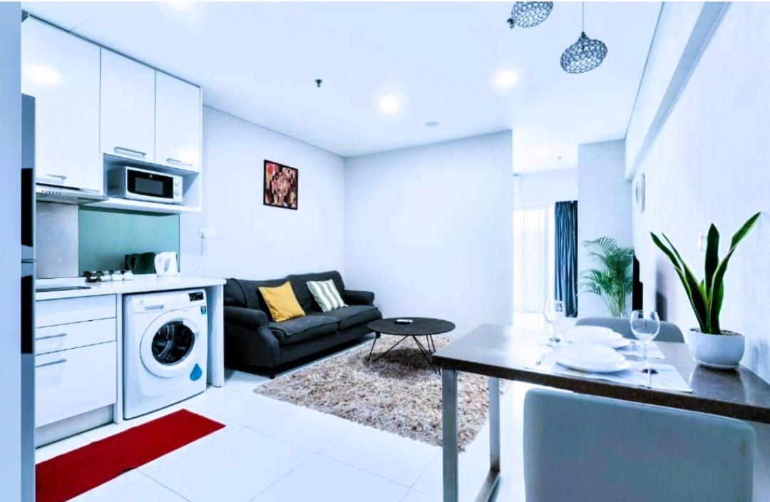 Summer Suites by KL Tower