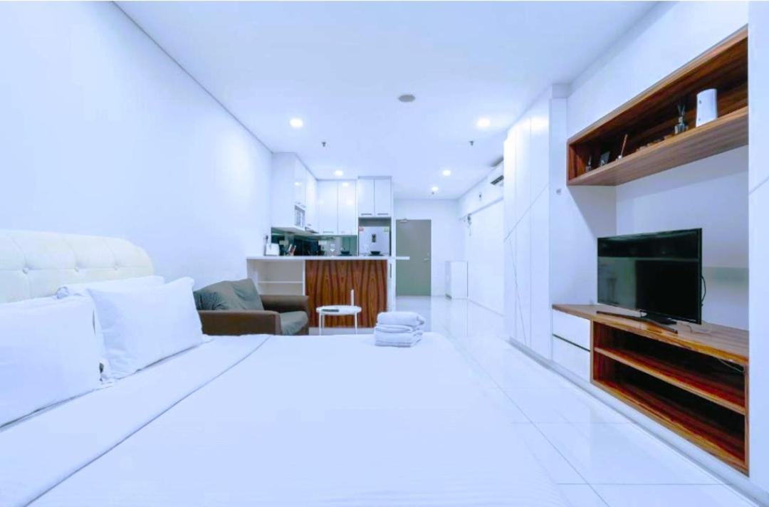 Summer Suites by KL Tower