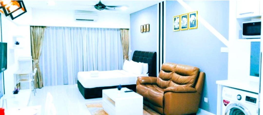 Summer Suites by KL Tower