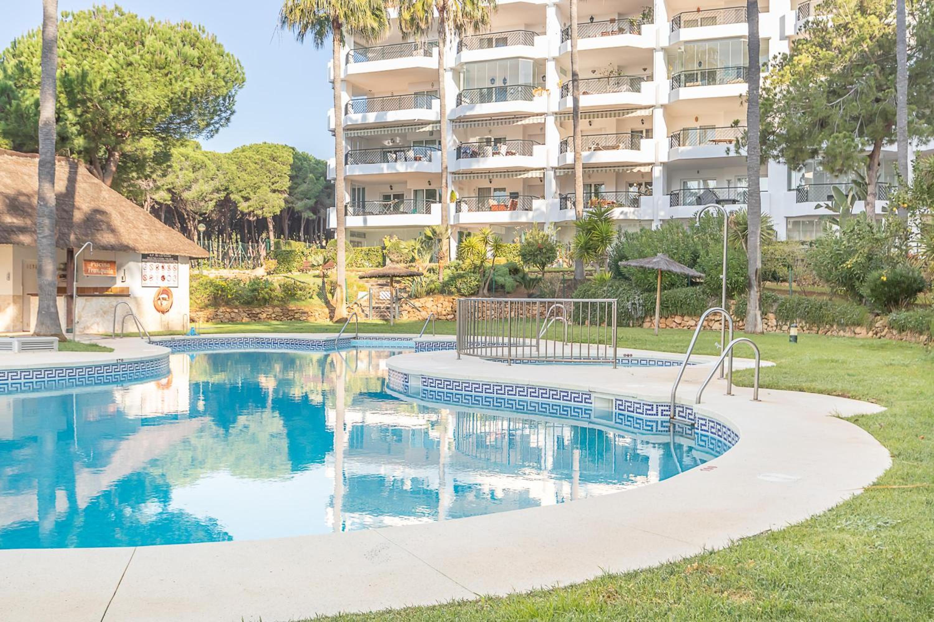 Mi Capricho beach front sea view & pool - Happy Rentals photo 3