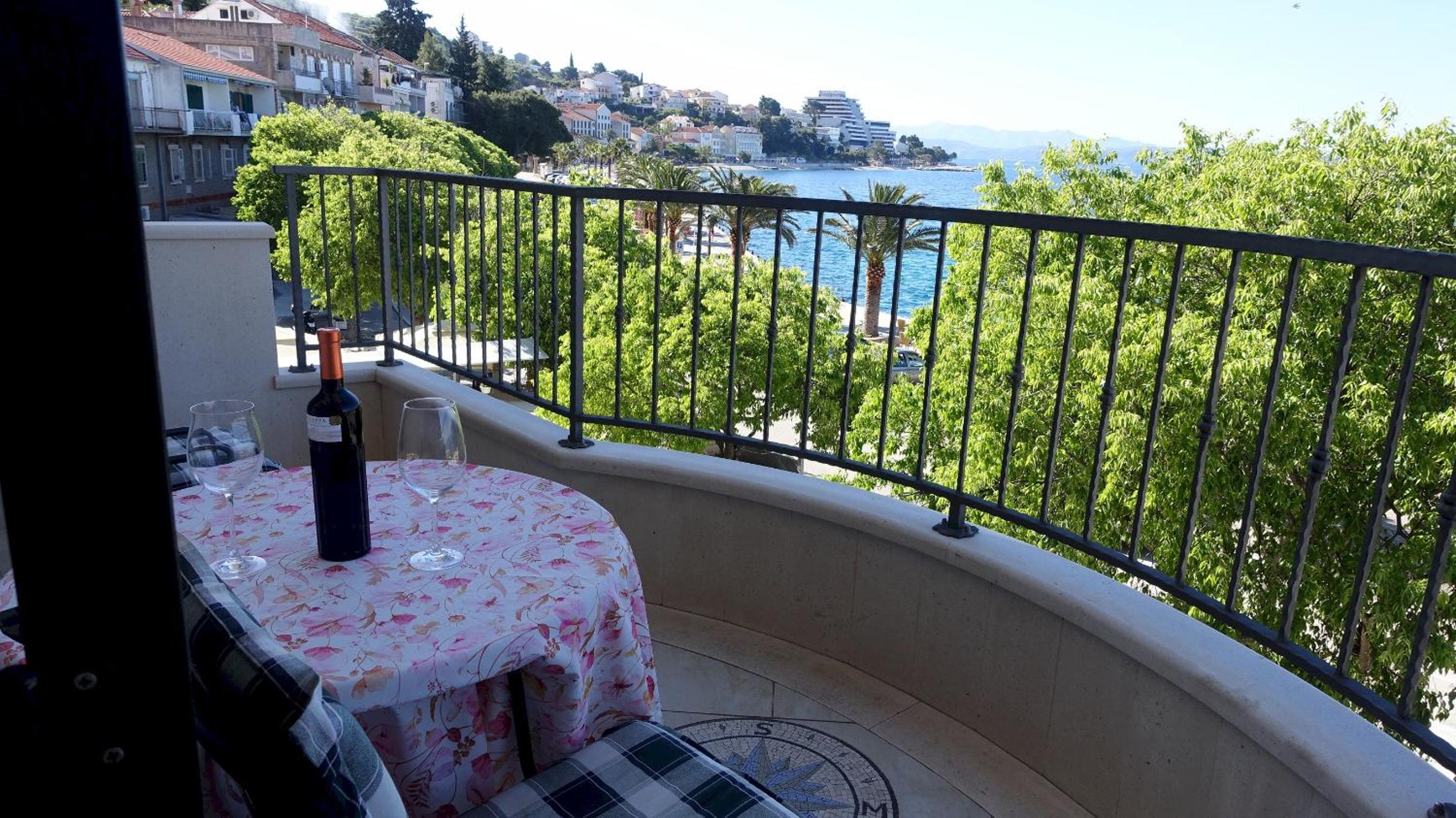 Apartments Lena