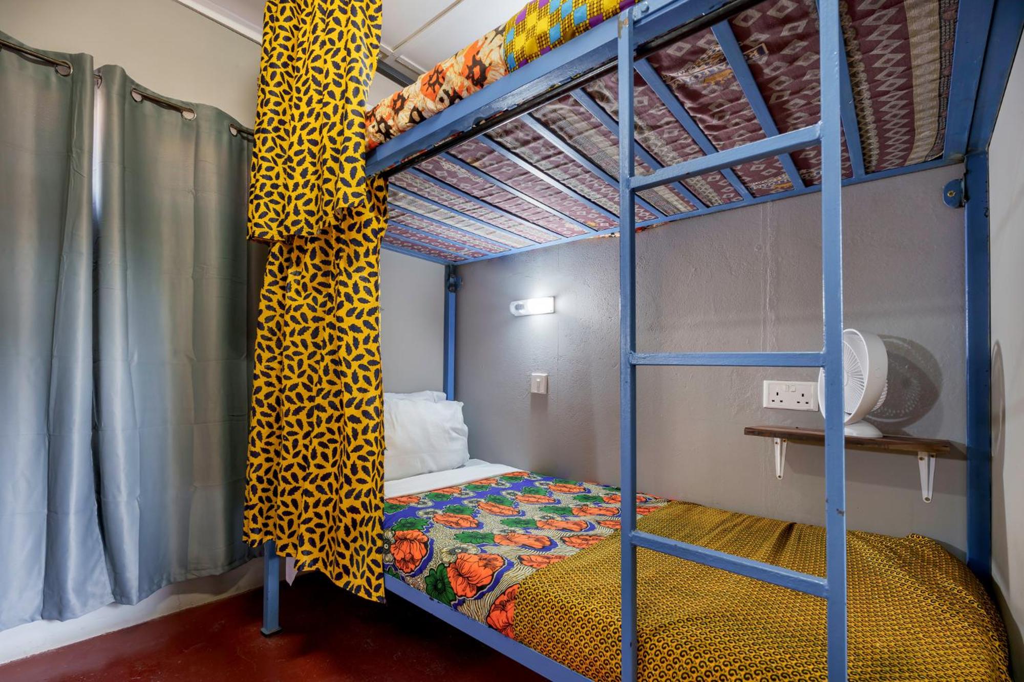Victoria Falls Backpackers Zambia & Activity centre