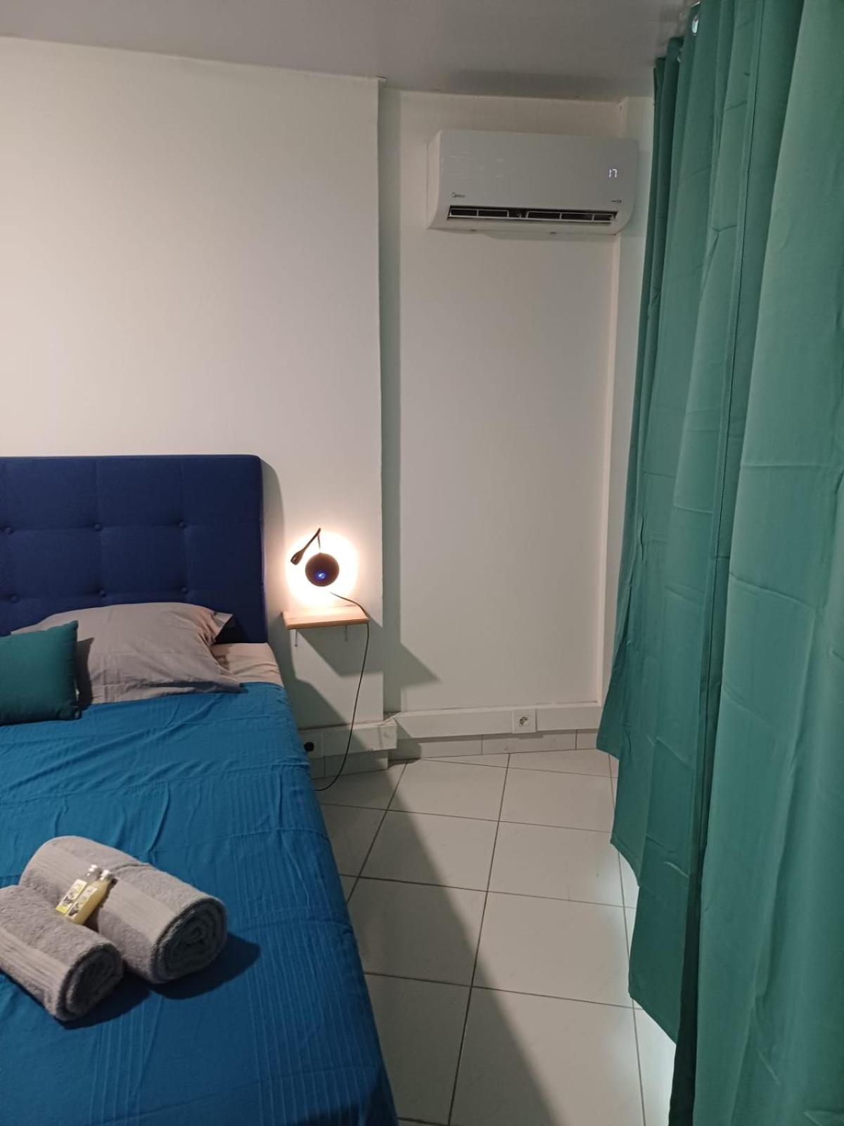 DREAMLINER - City center room Papeete
