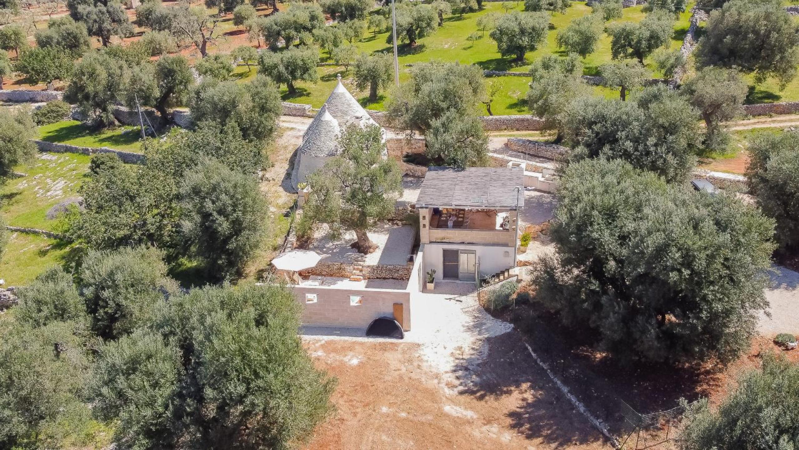 Trullo del Lazzarone by Wonderful Italy
