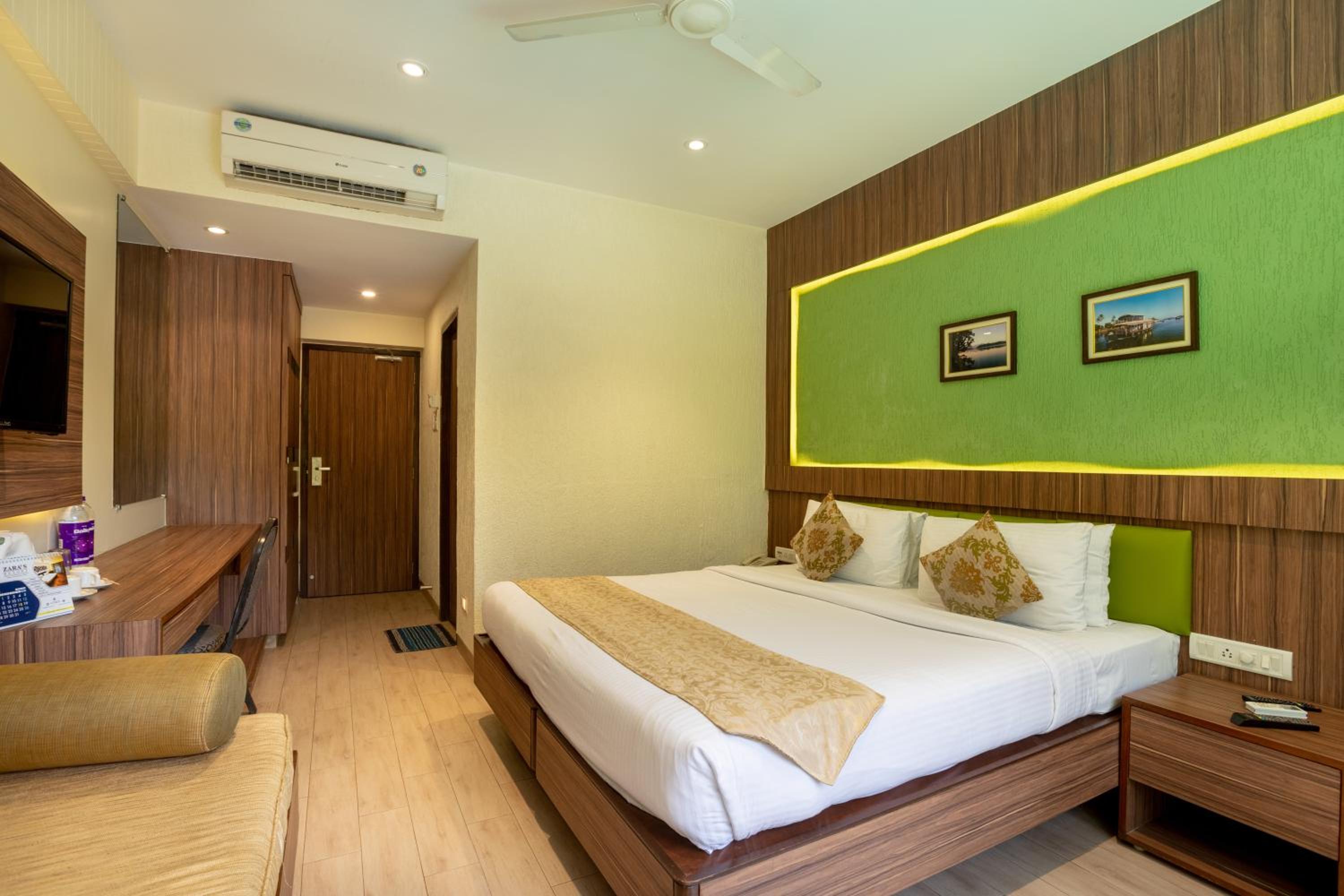 Zaras Resort Khandala