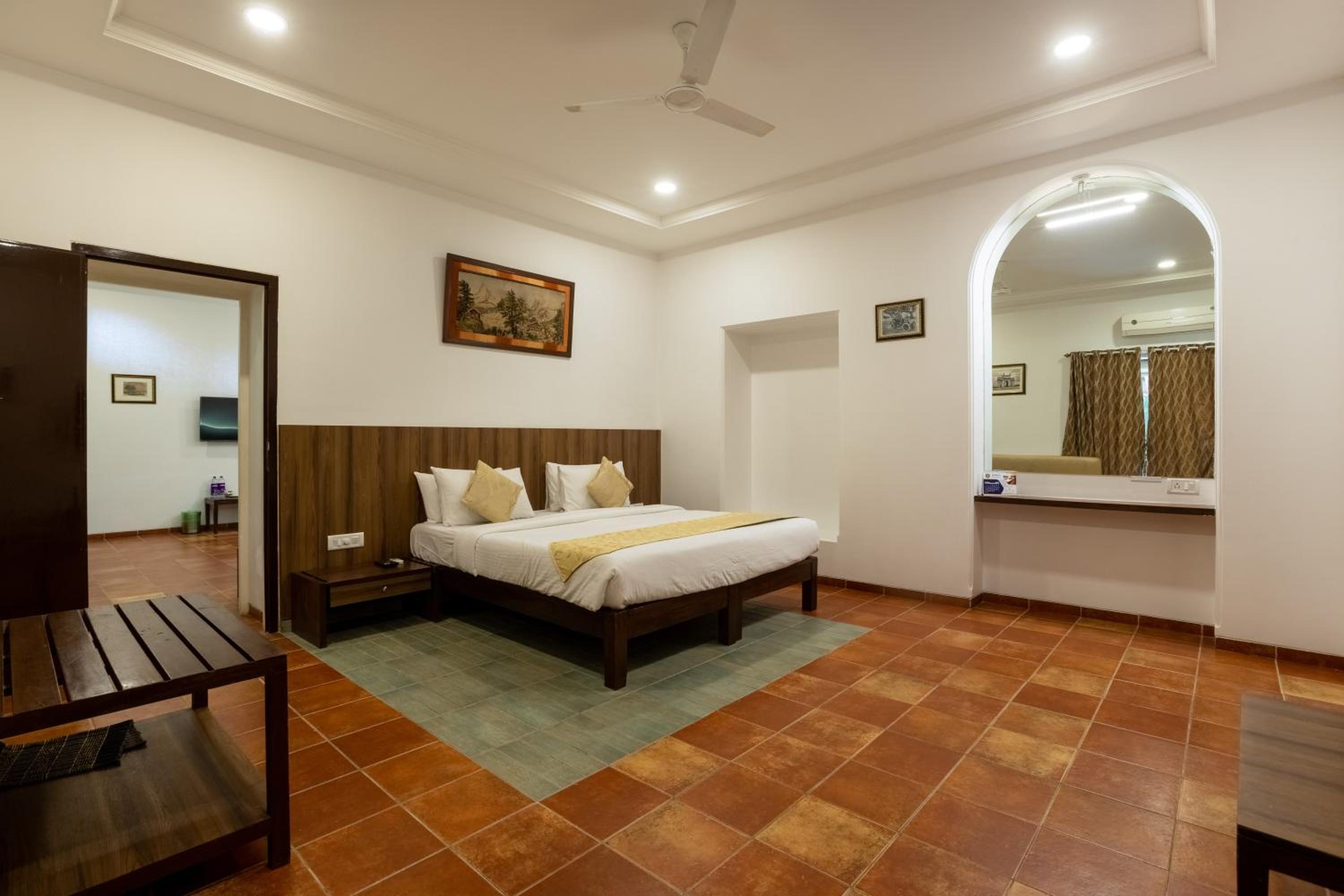 Zaras Resort Khandala