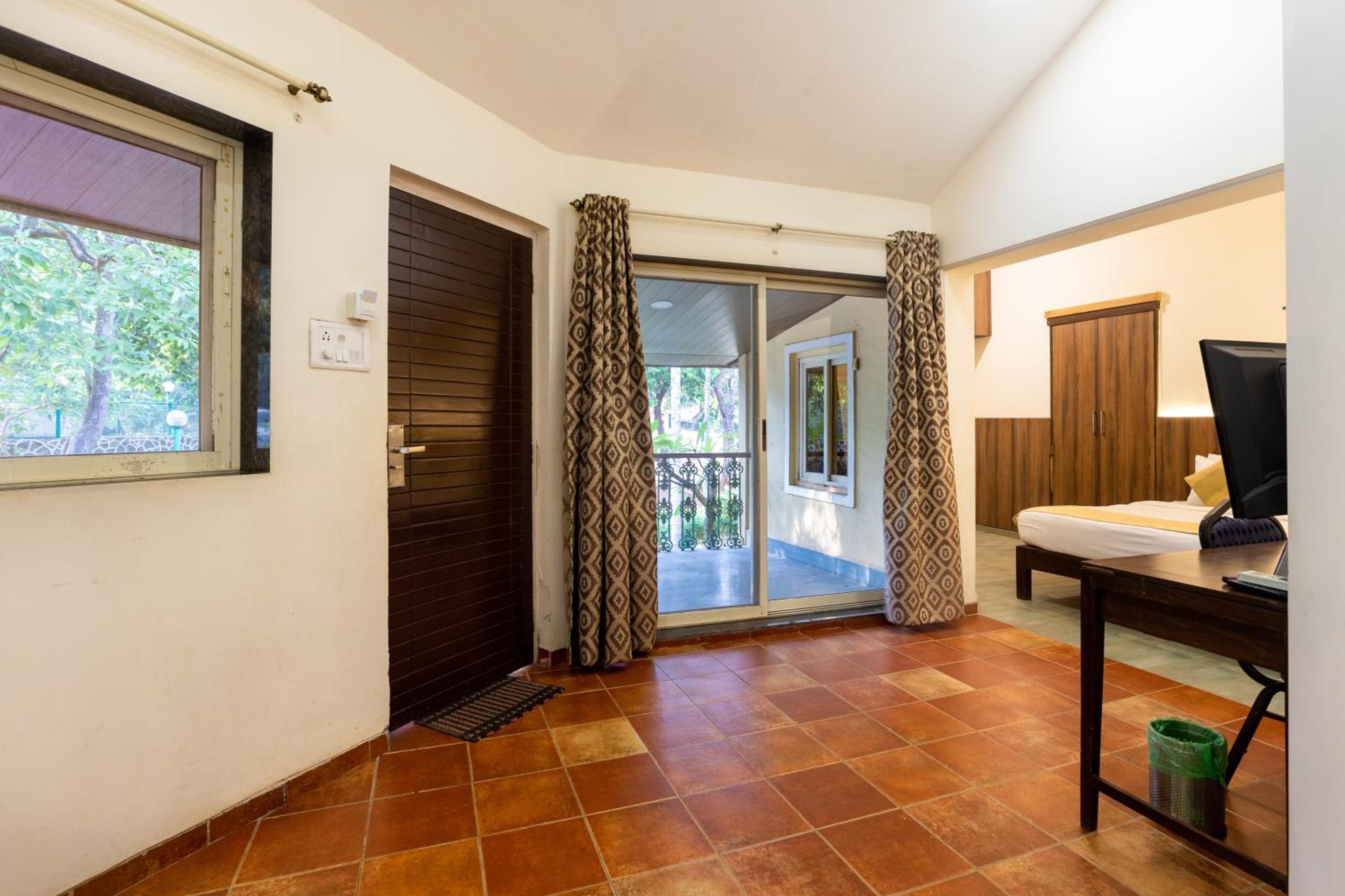 Zaras Resort Khandala