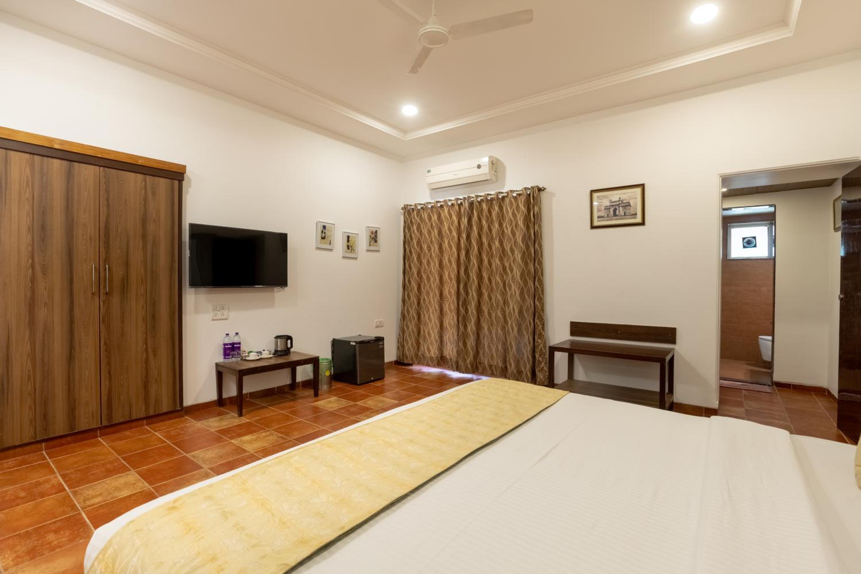 Zaras Resort Khandala